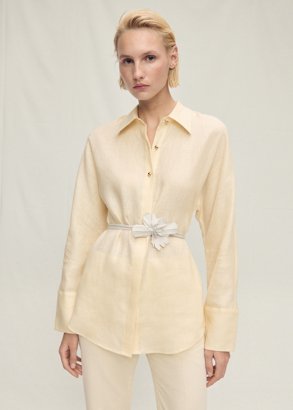 Camisa lino detalle botones