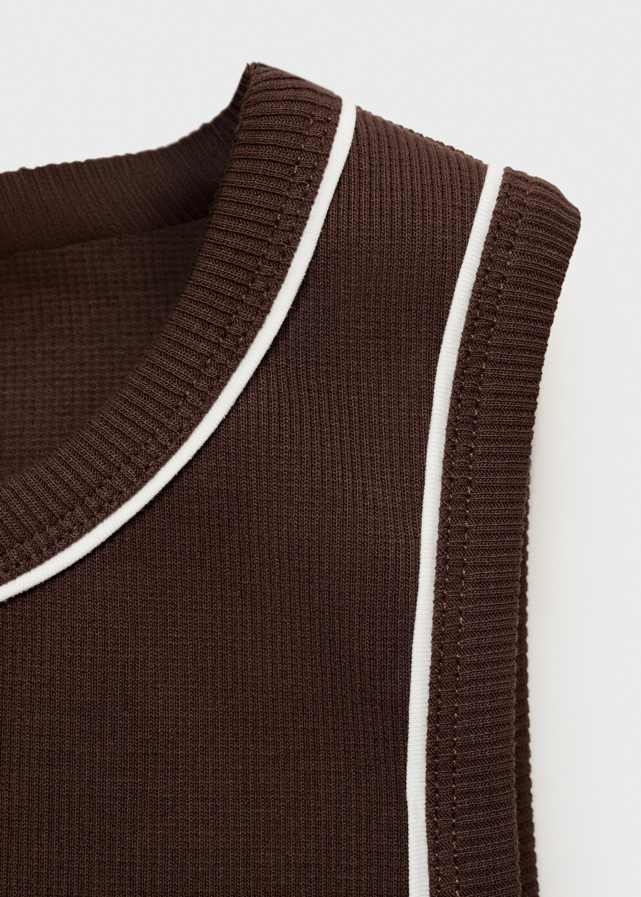 Cotton top with printed message - Details of the article 0