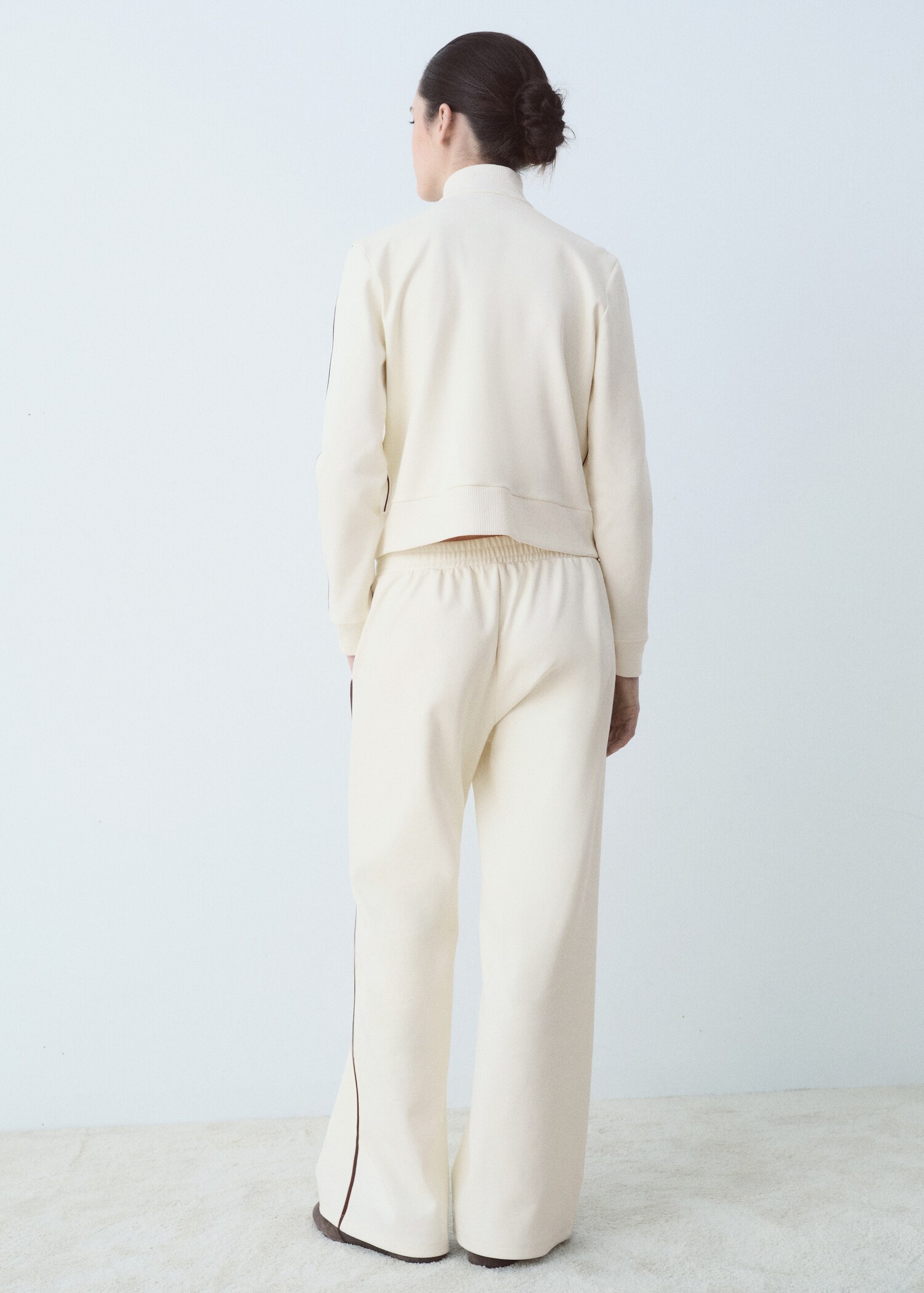 Pantalón jogger algodón raya contraste - Reverso del artículo