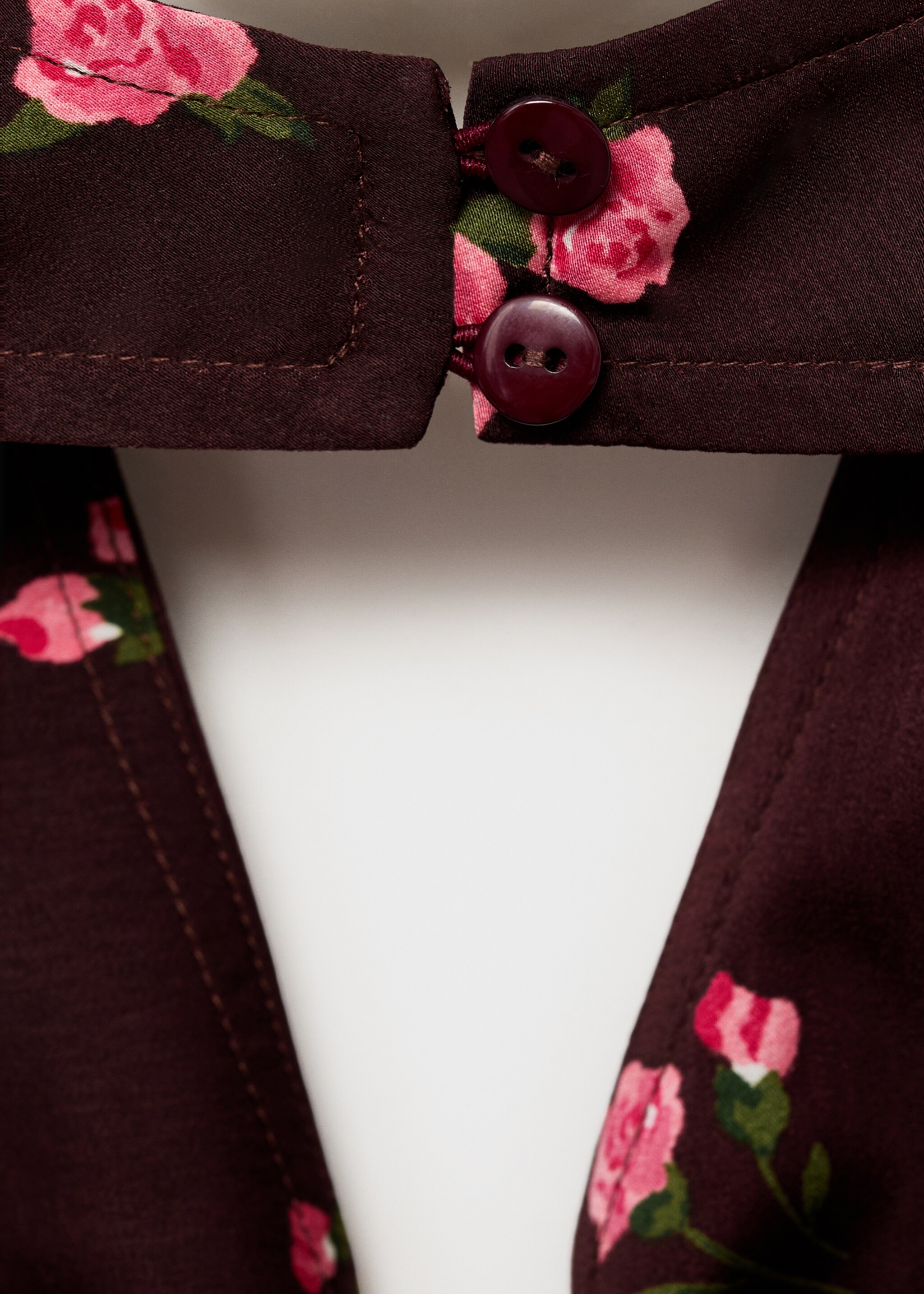 Draped floral top - Details of the article 8
