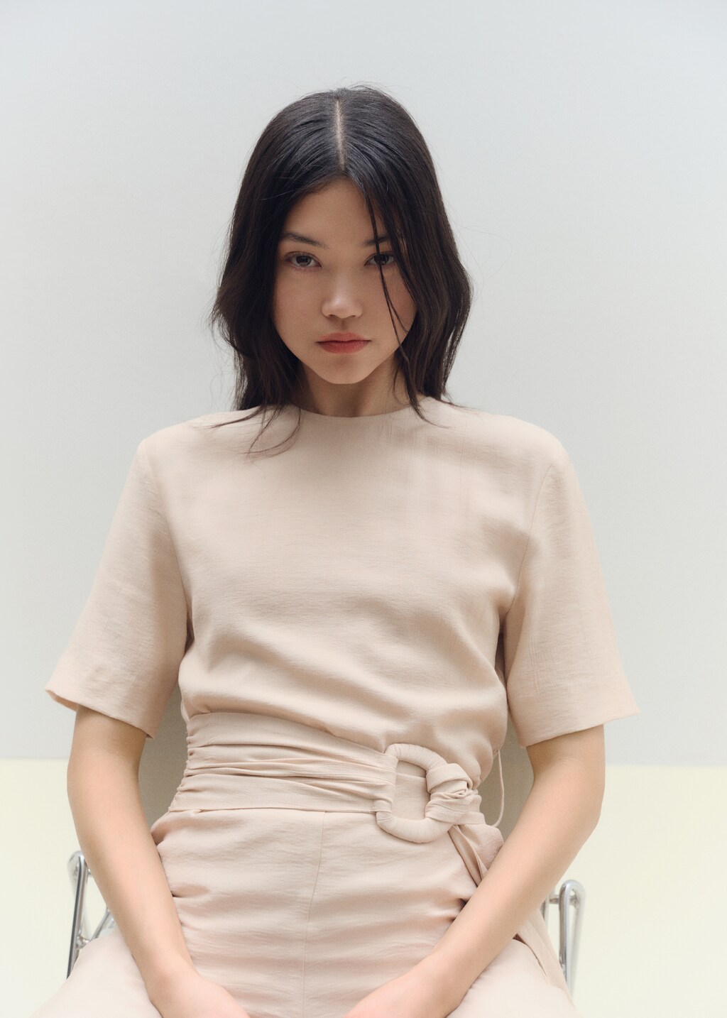 Straight-fit short-sleeved jumpsuit with belt