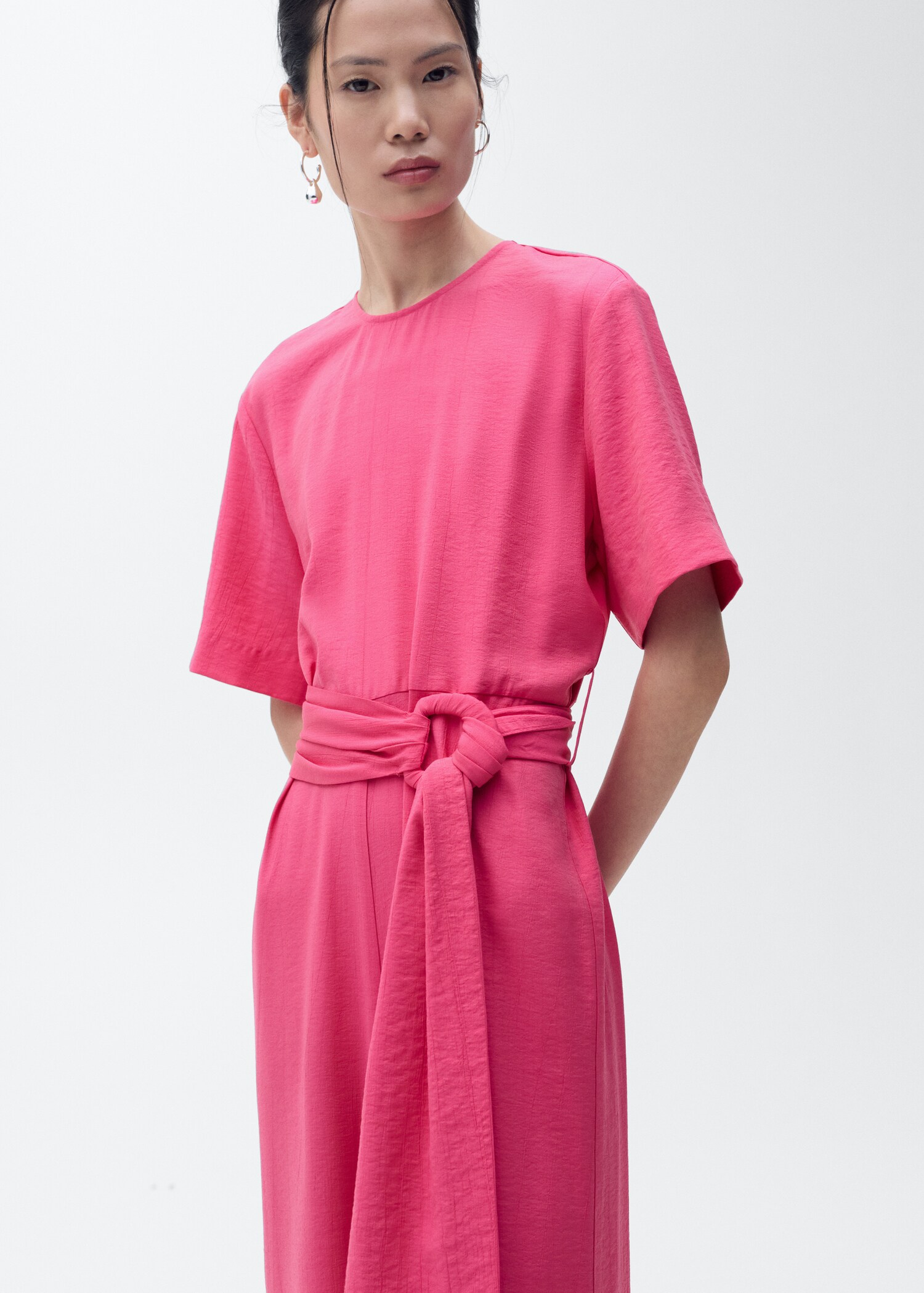 Straight-fit short-sleeved jumpsuit with belt - Medium plane