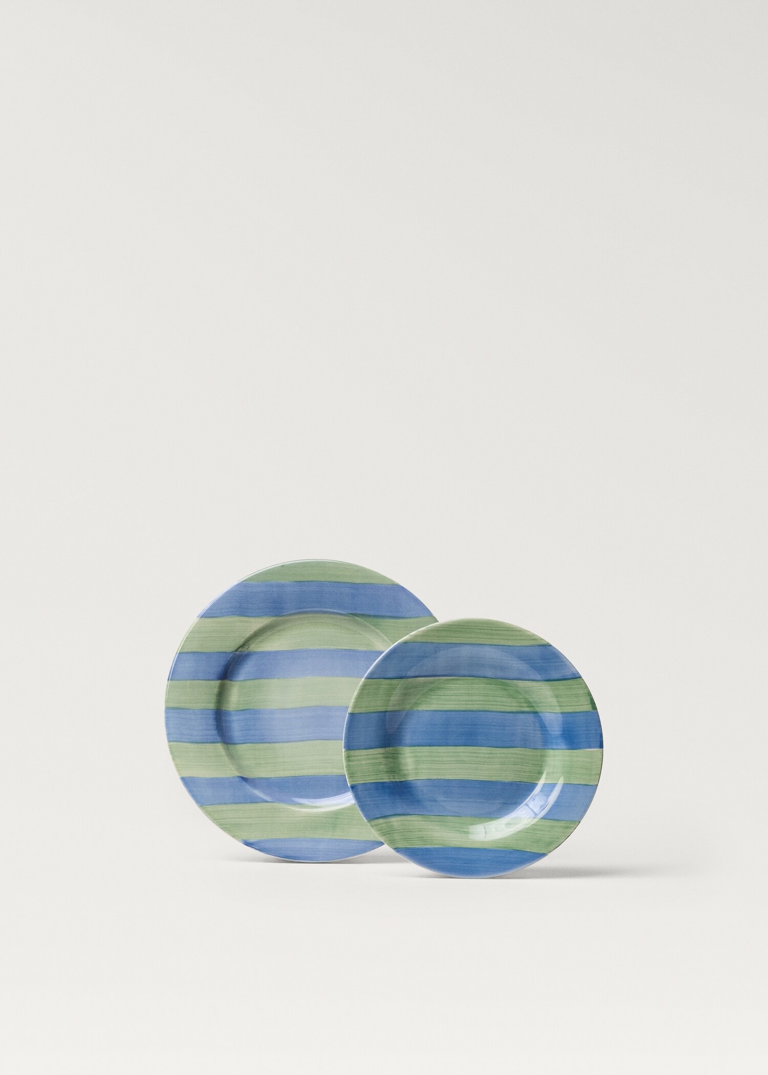 Striped stoneware dessert plate - Details of the article 3