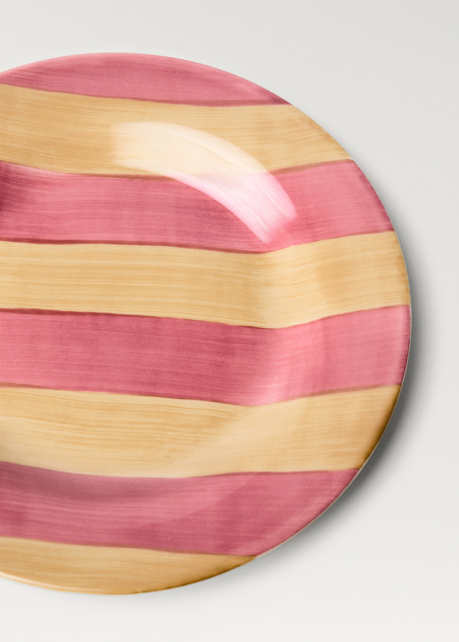 Striped stoneware dessert plate - Details of the article 2