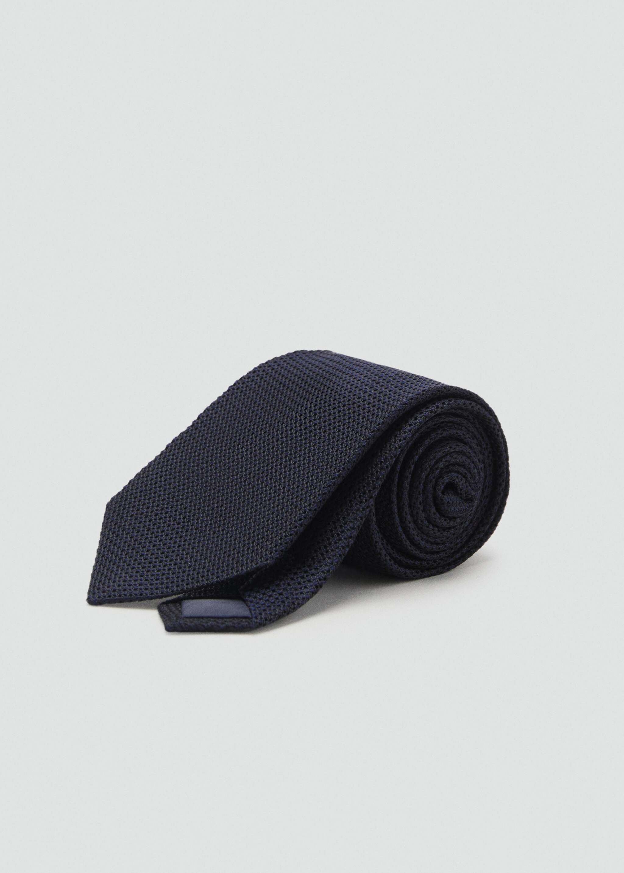 Smooth micro-structured tie - Medium plane