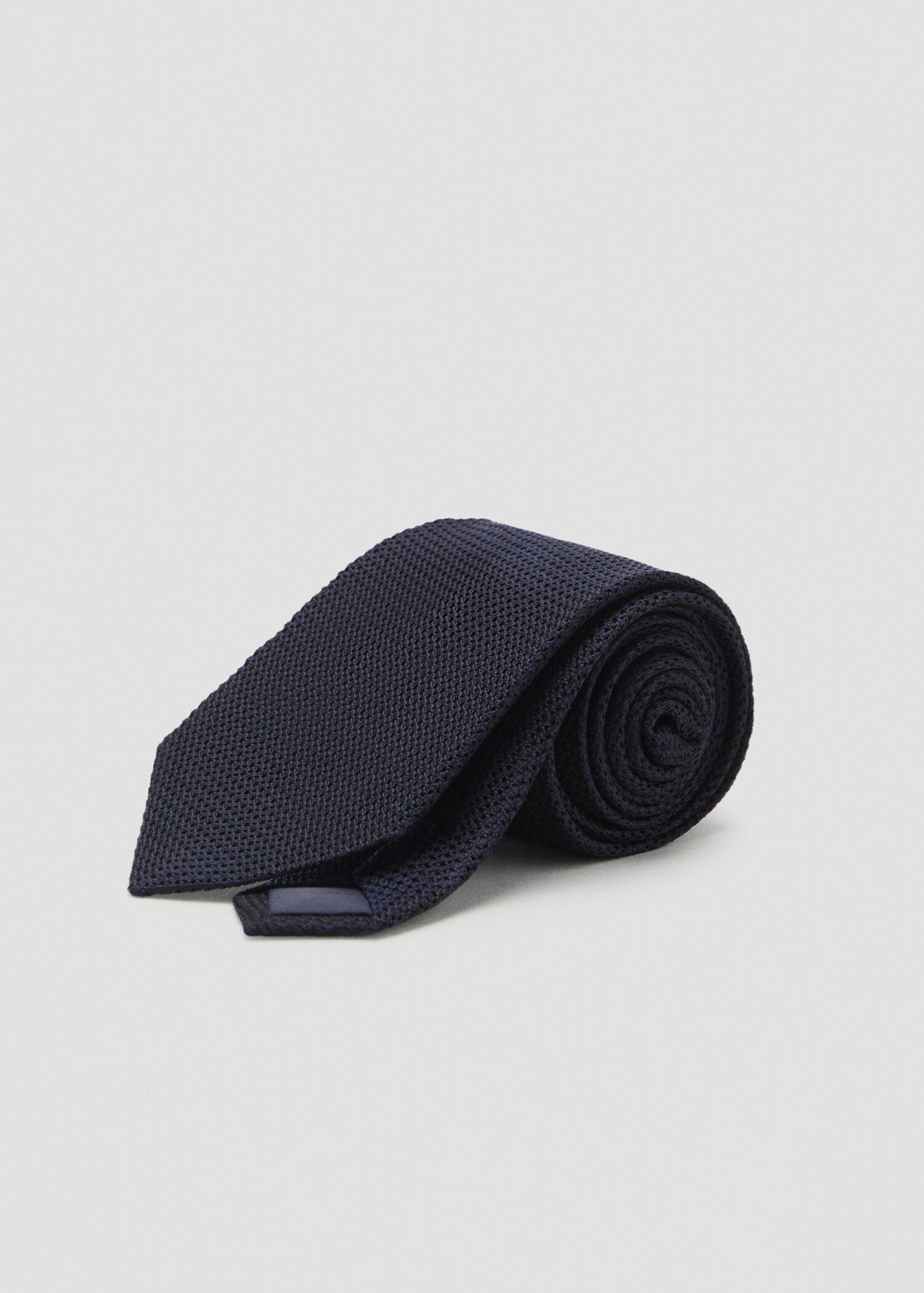 Corbata lisa microestructura - Plano medio