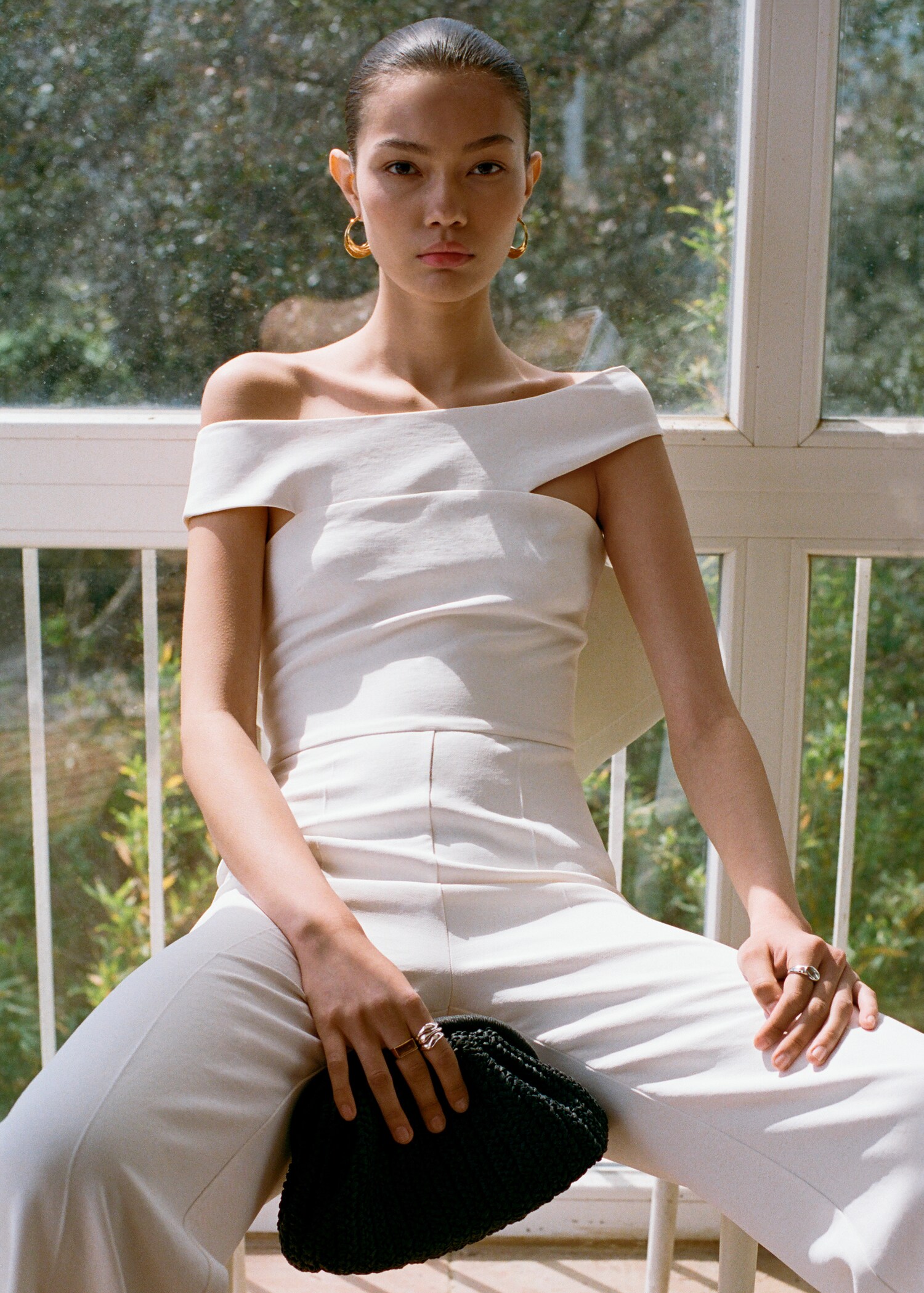 Long jumpsuit with asymmetrical neck - Details of the article 6