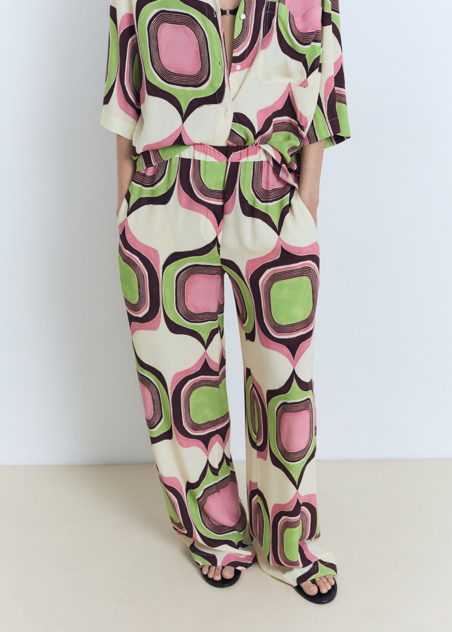 Geometric print trousers - Details of the article 1