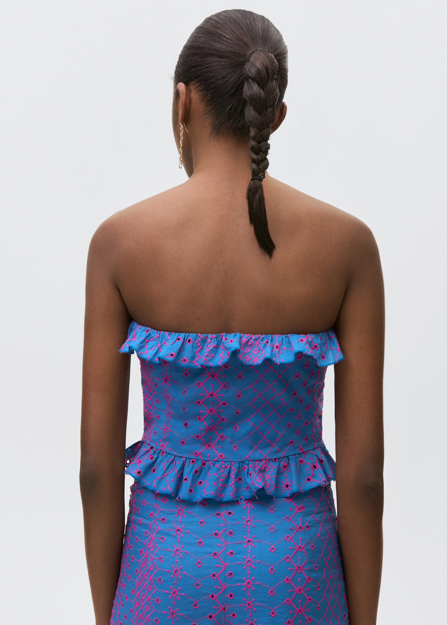 Broderie anglaise panel top - Reverse of the article