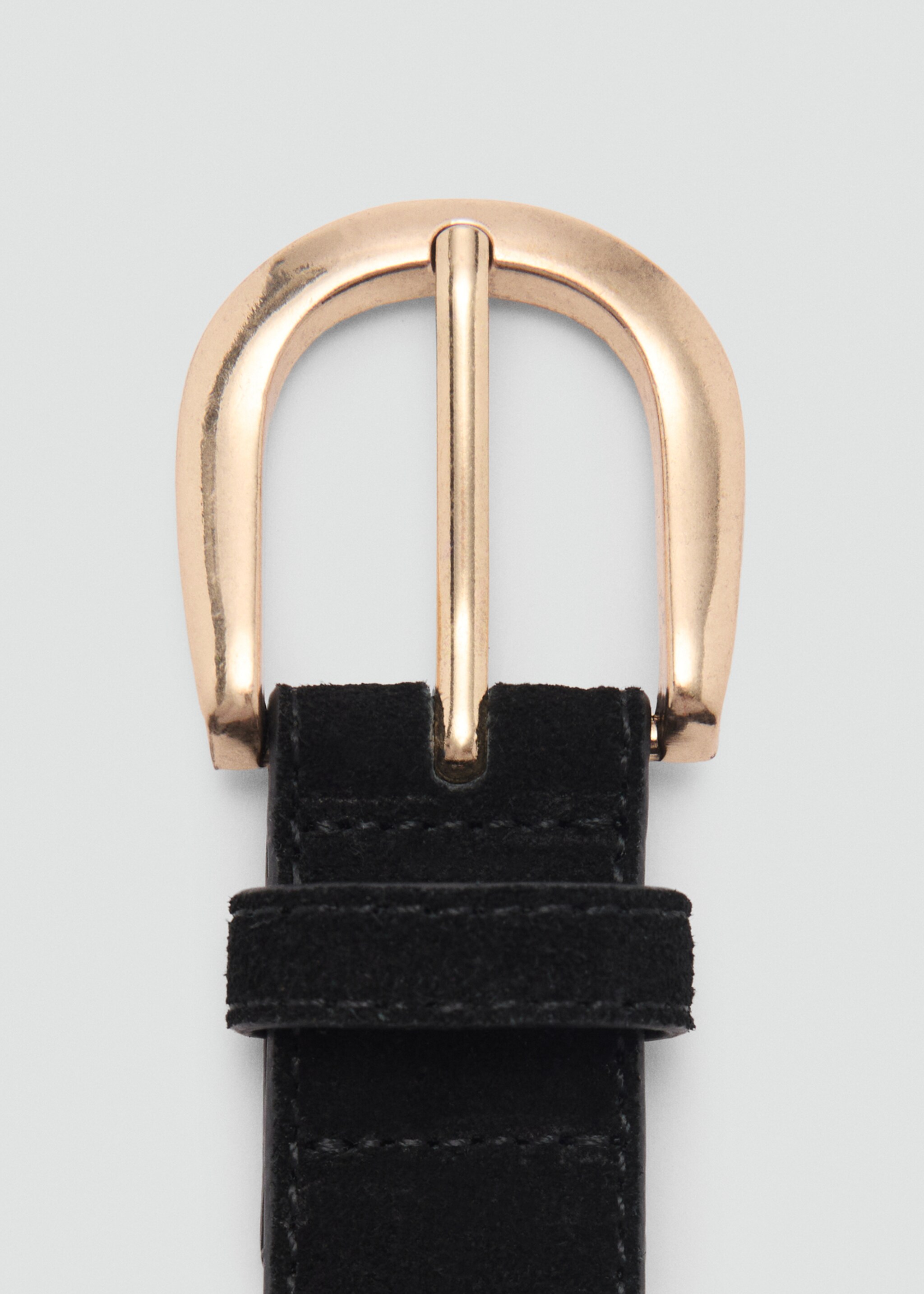 Ceinture en croûte de cuir - Plan moyen