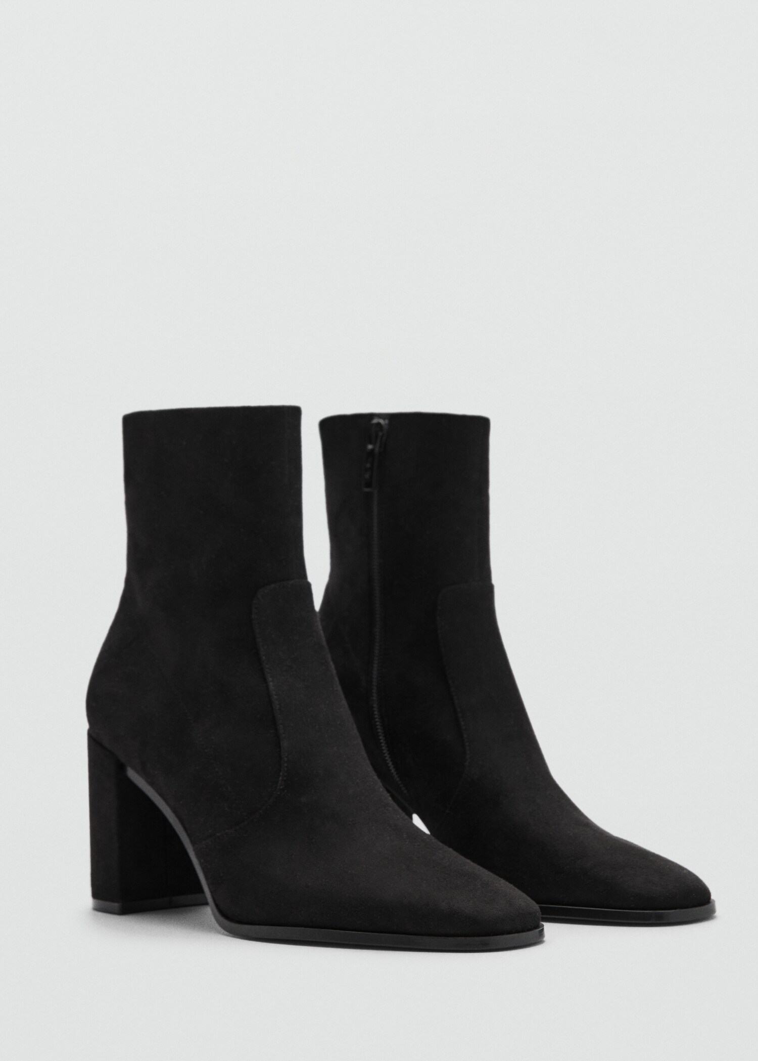 Botins de camurcina com salto de bloco - Plano médio