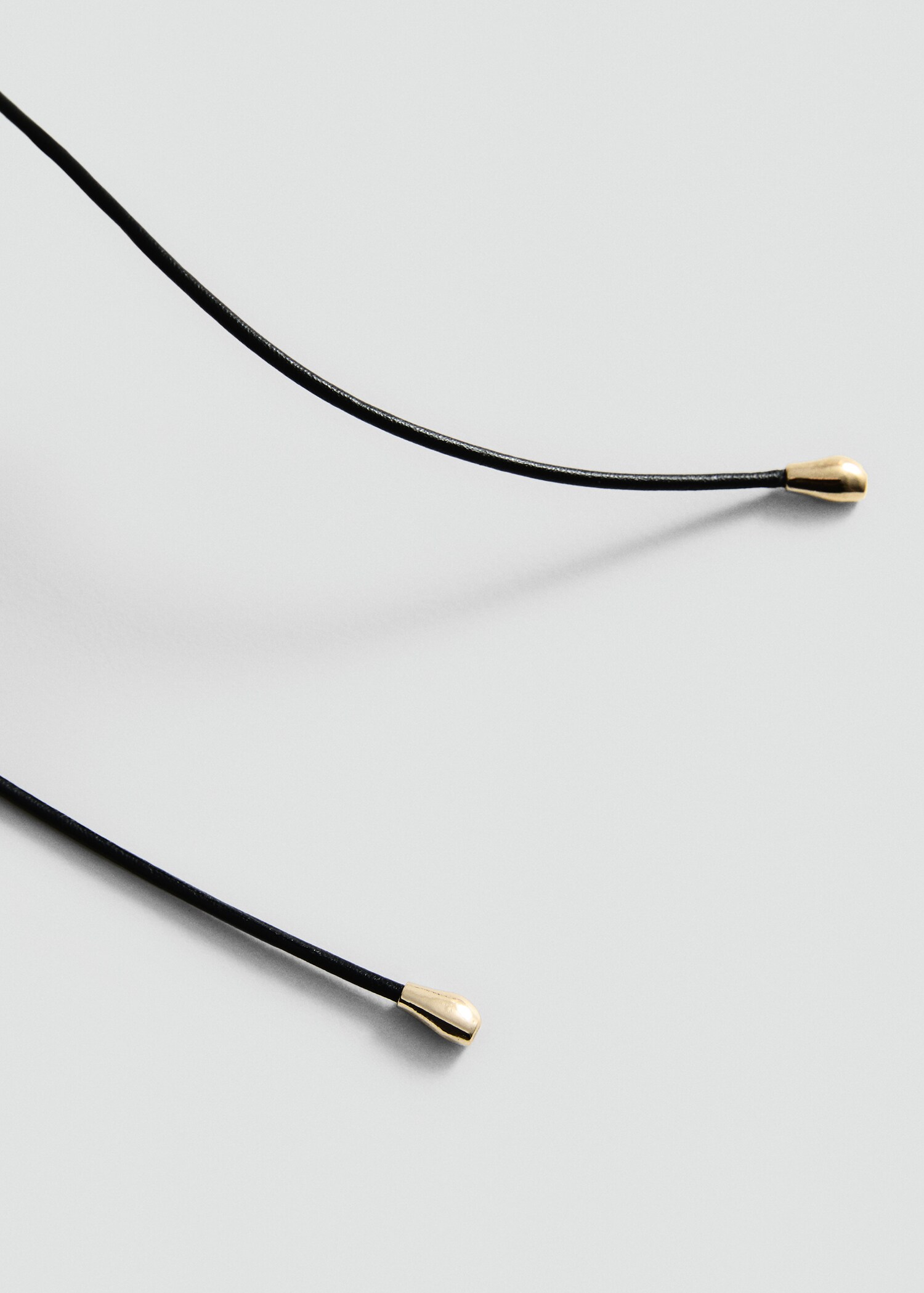 Choker cordón detalle plumas - Detalle del artículo 1
