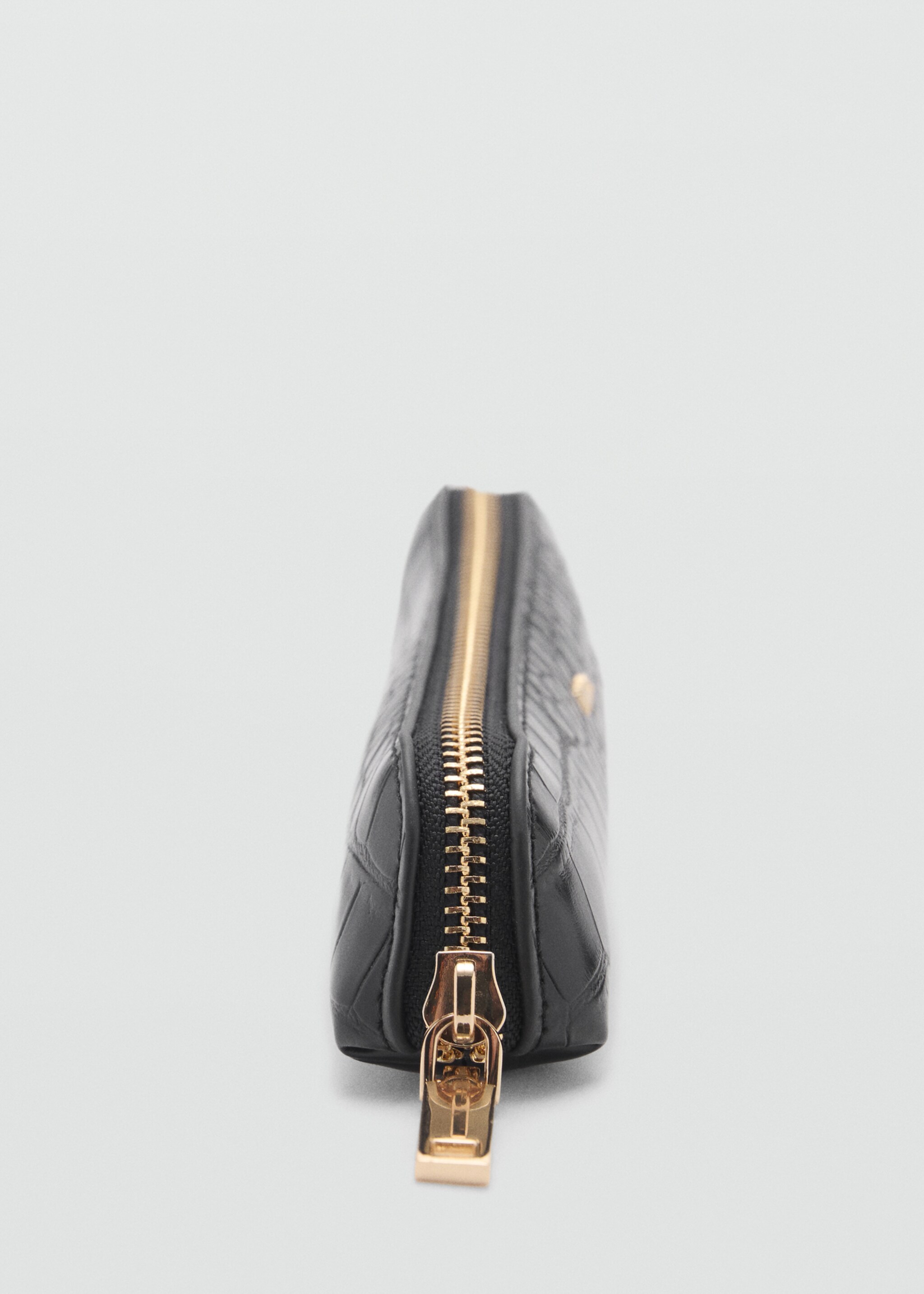 Fine-design croco case - Details of the article 1