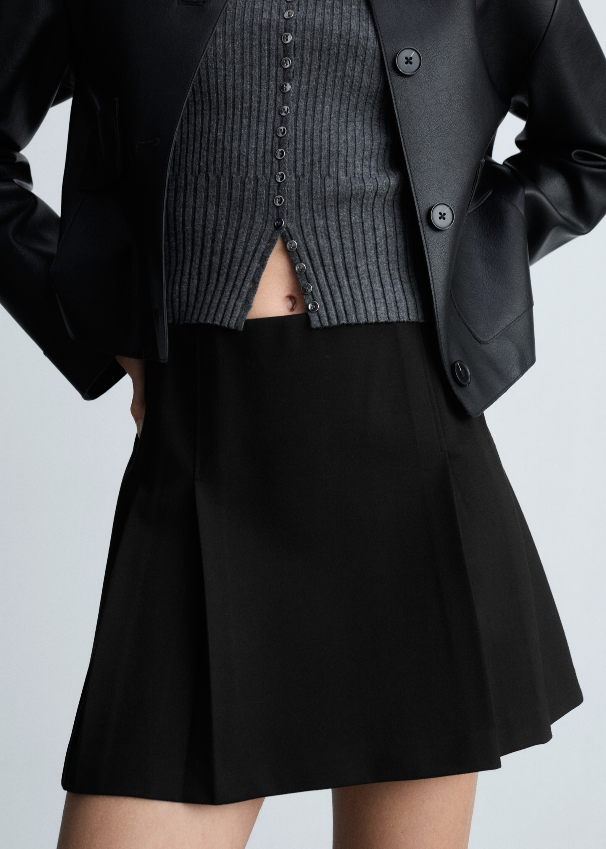 Pleated mini-skirt - Details of the article 6
