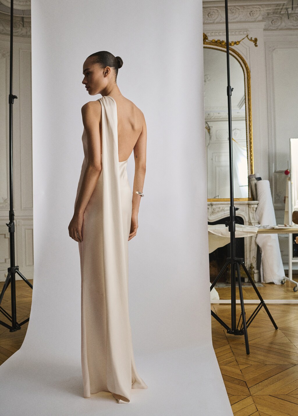 Asymmetrical bow-neck dress - Women | MANGO USA Asymmetrical bow-neck dress - Women | MANGO USA