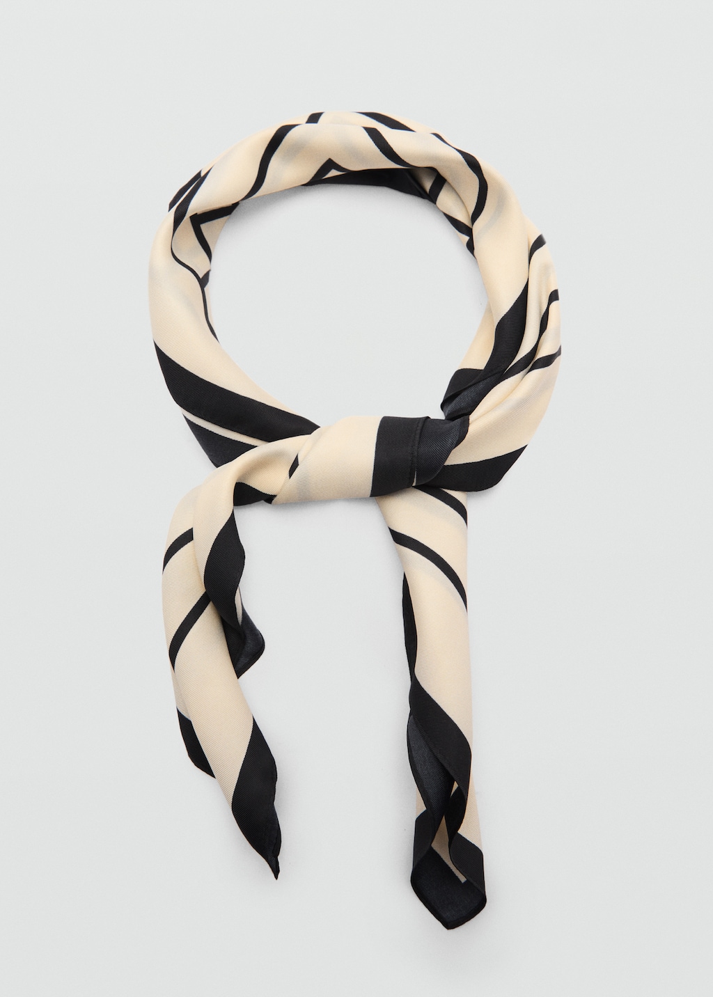 Geometric printed foulard