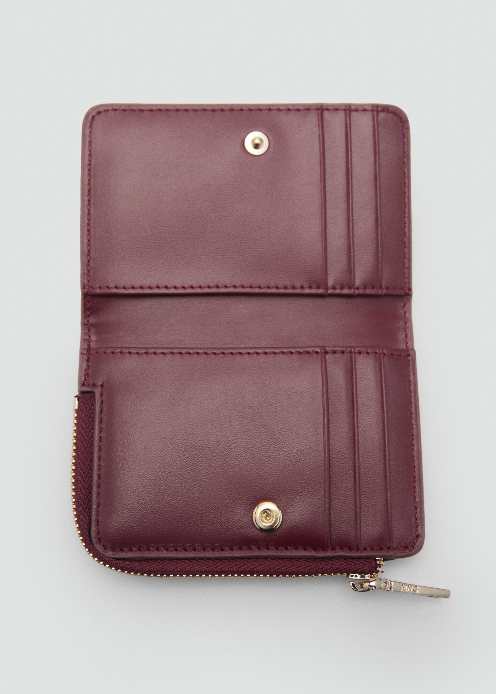Croco wallet with zip - Details of the article 1