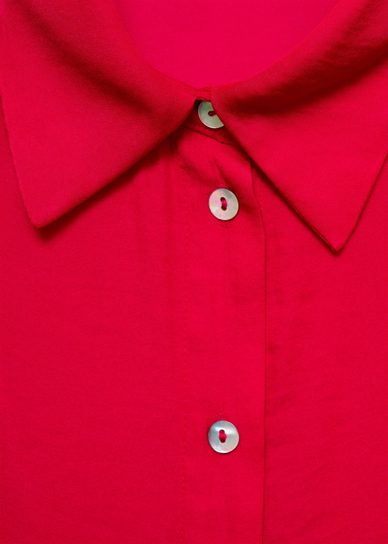 Satiniertes Kurzarmhemd - Detail des Artikels 8