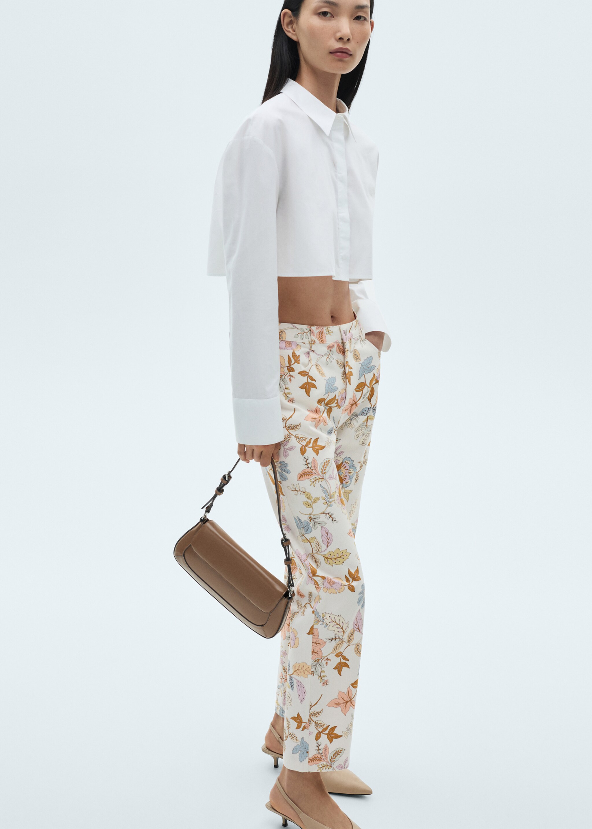 Floral print straight trousers - Details of the article 2, Ecru. Ref: 87080587-00.
