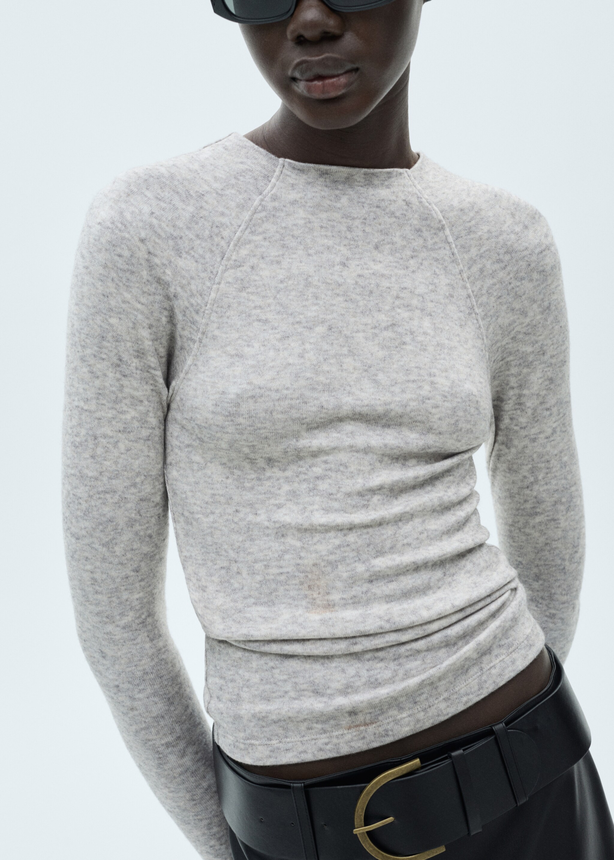 Decorative seam T-shirt - Details of the article 1