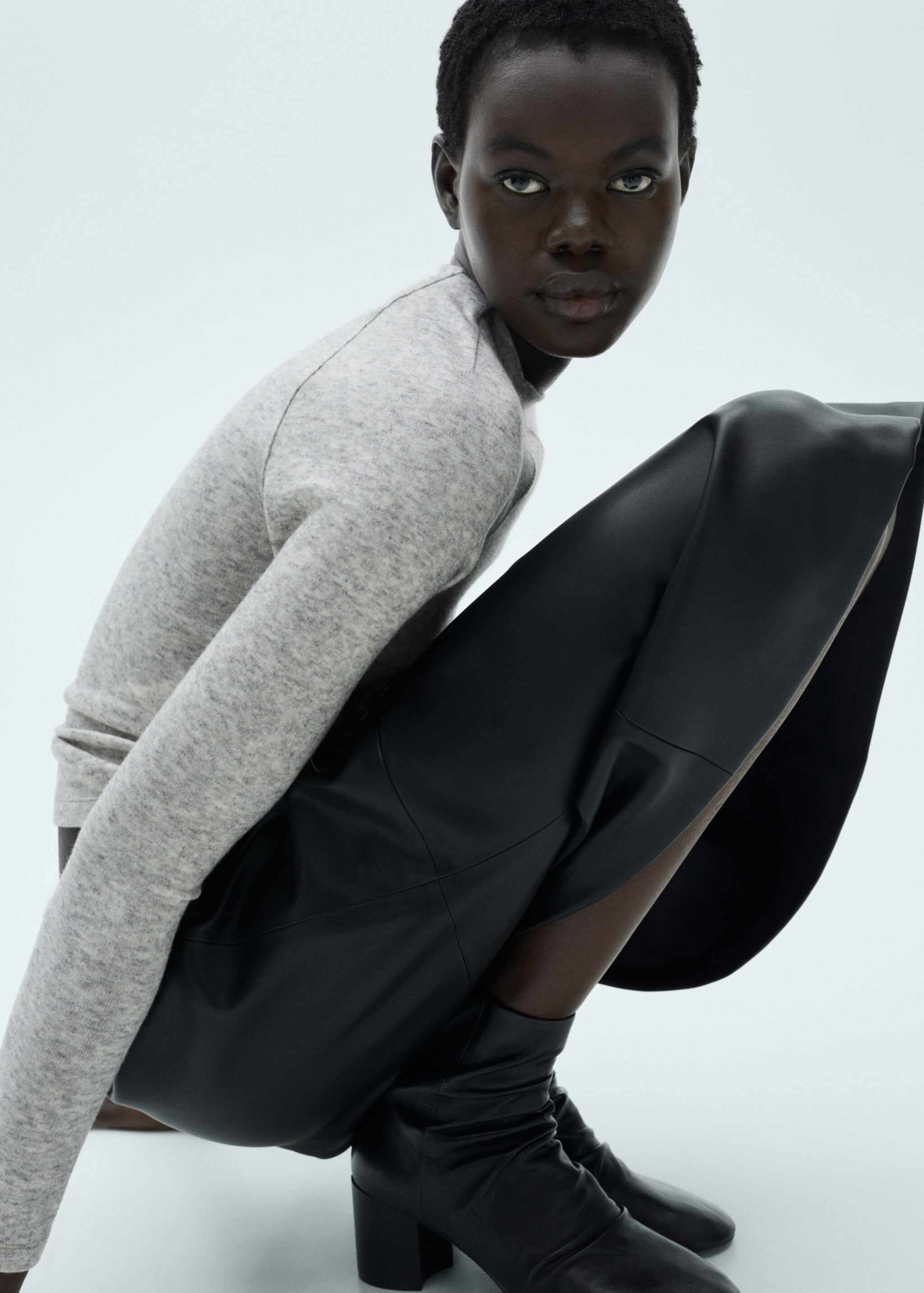 Decorative seam T-shirt - Details of the article 2