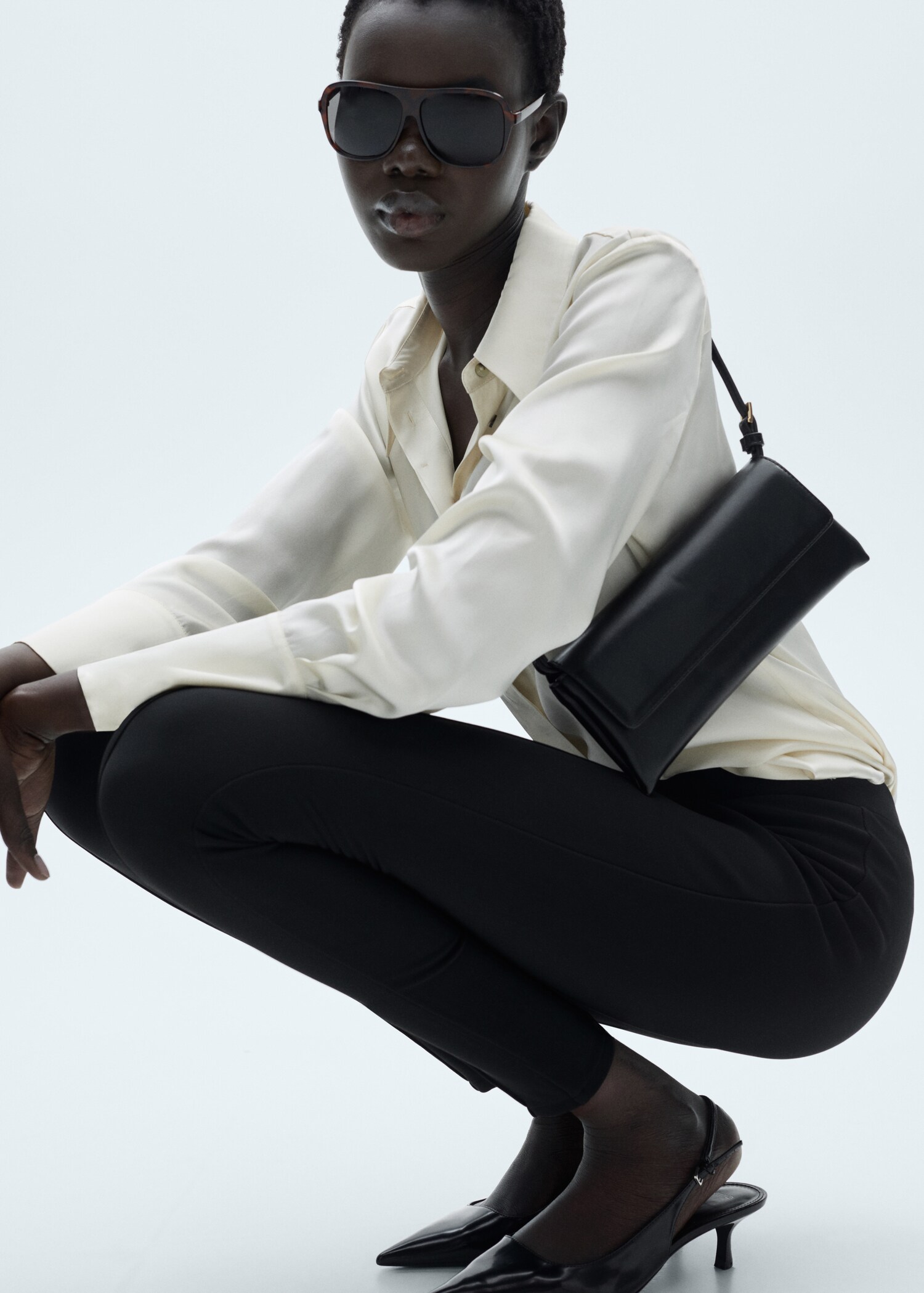 Leggings com pormenor de costuras - Pormenor do artigo 2