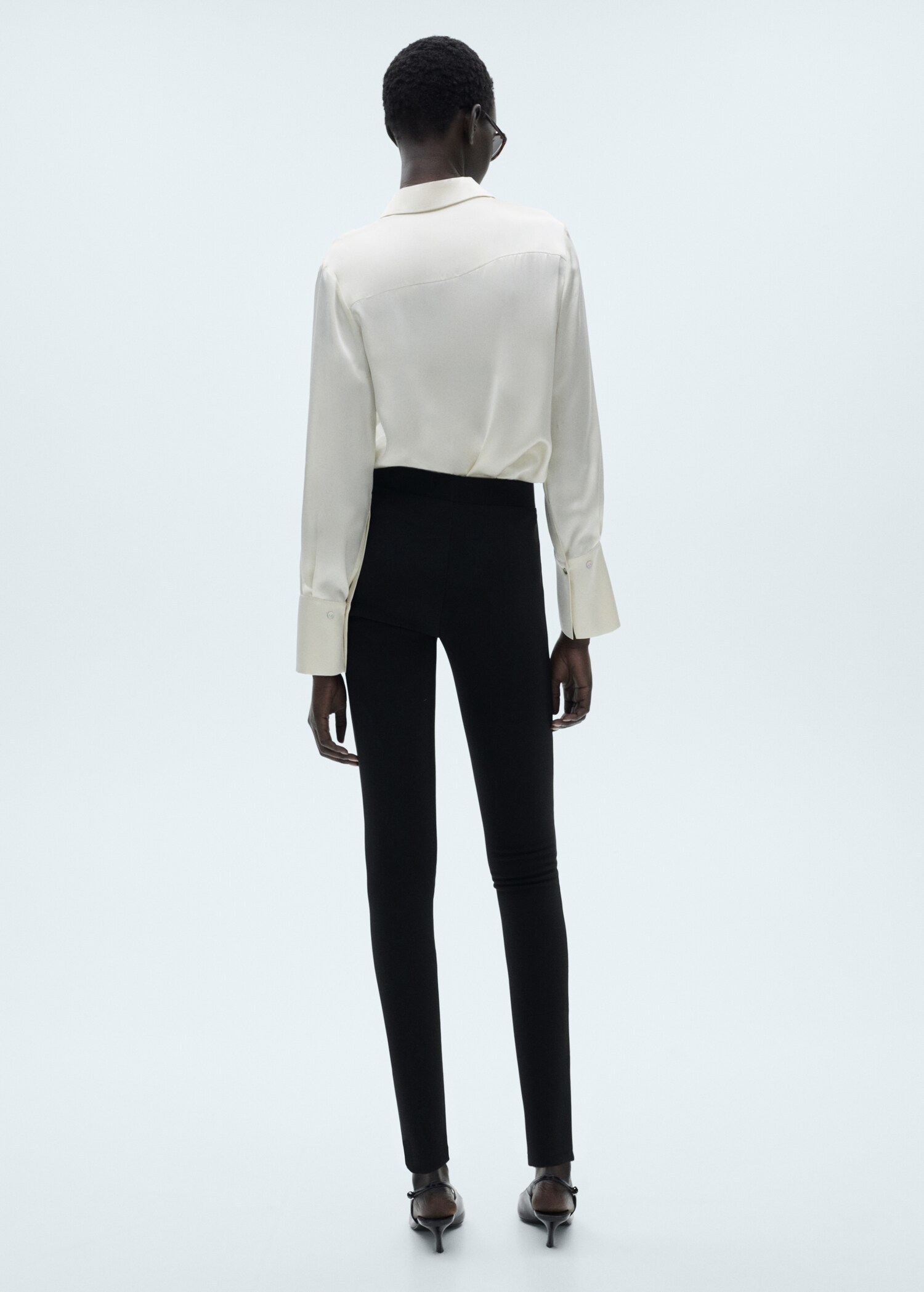 Leggings com pormenor de costuras - Verso do artigo