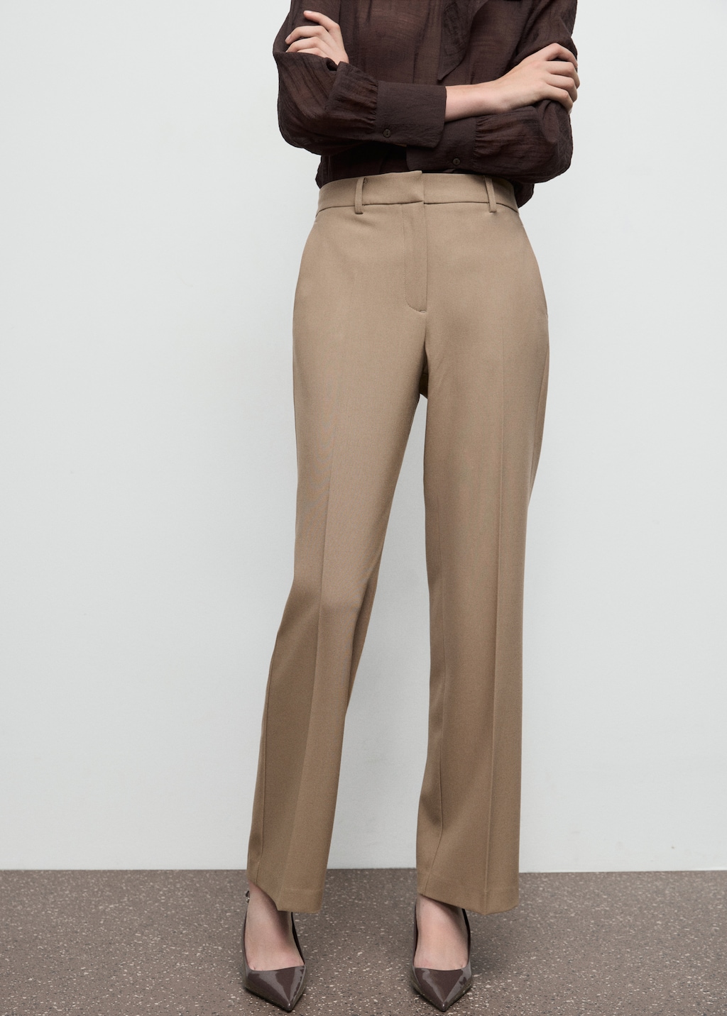 Straight mid-rise pants - Women | MANGO USA