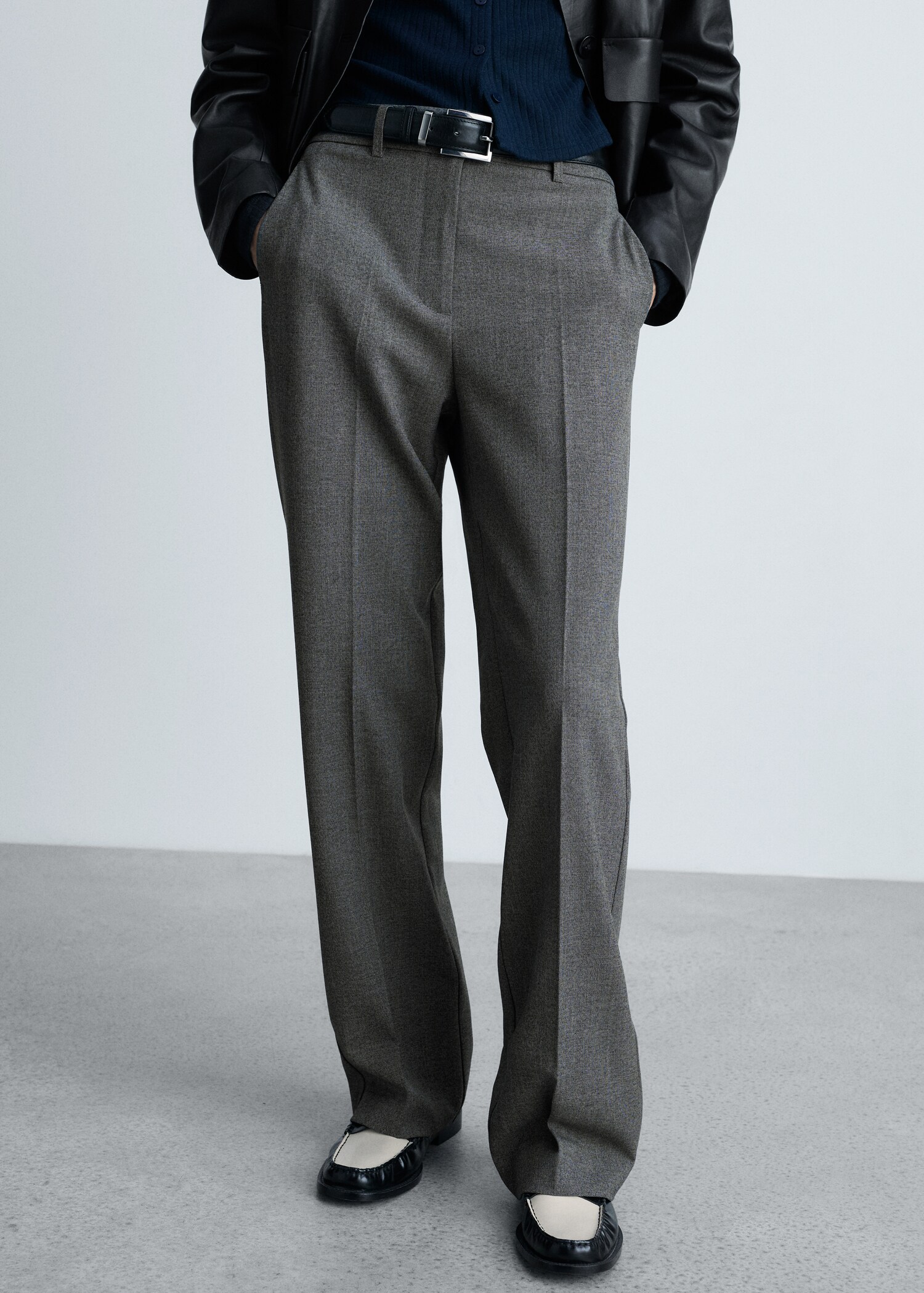 Straight mid-rise trousers - Medium plane
