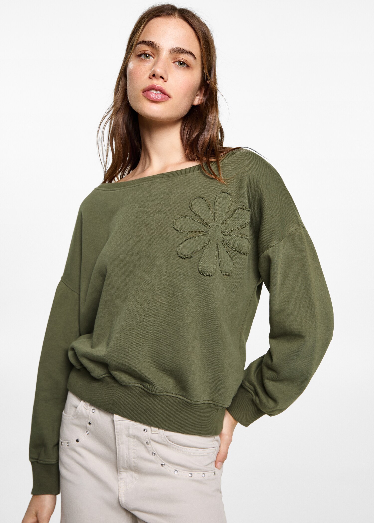 Sweatshirt med blombroderi - Bild av mittparti
