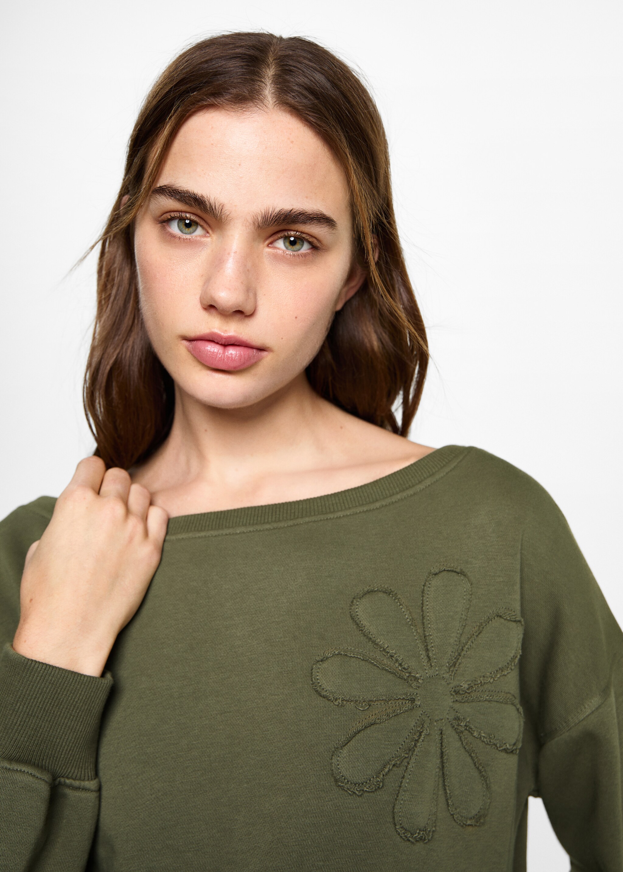 Sweatshirt med blombroderi - Detaljer om artikeln 1