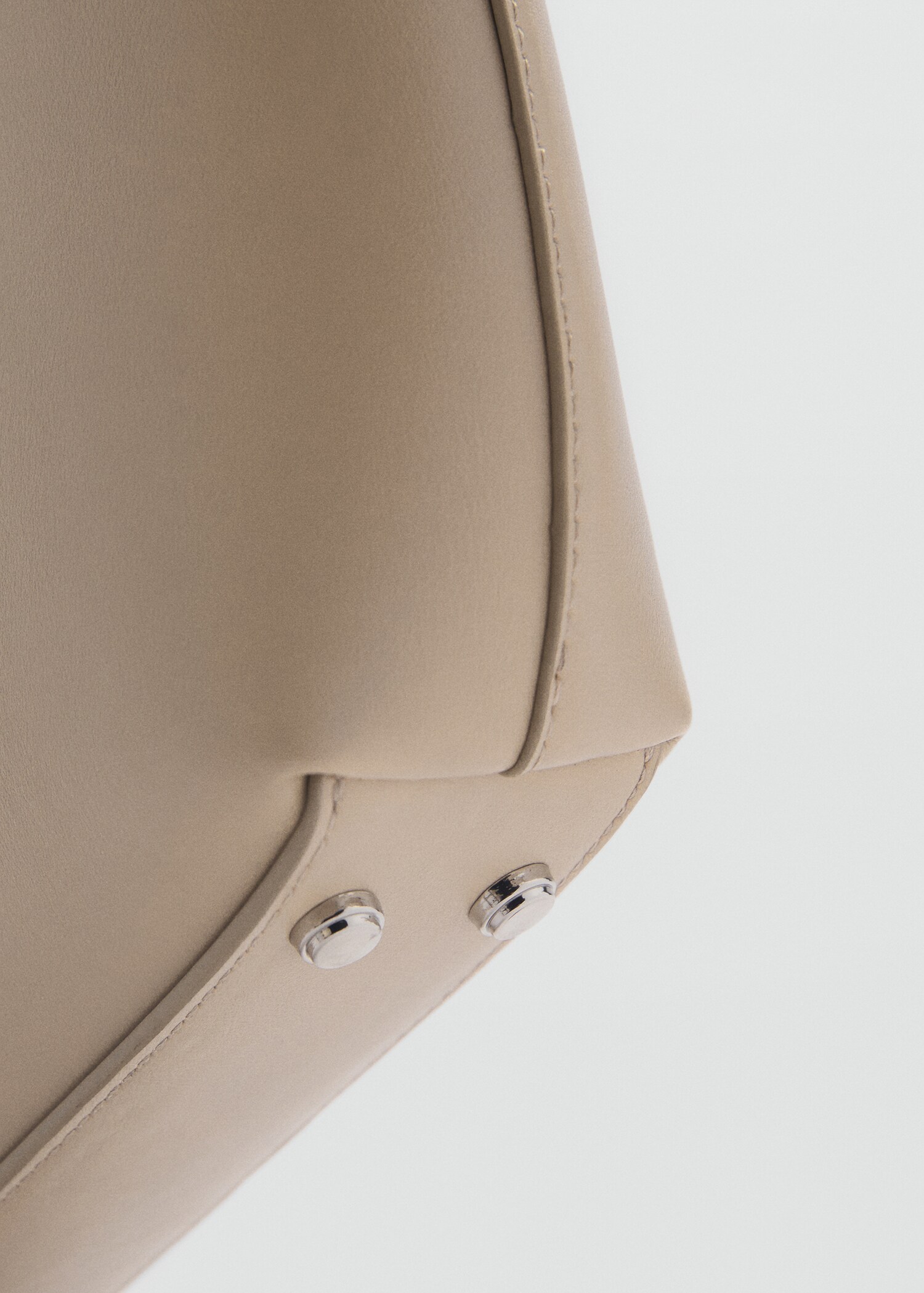 Oval shoulder bag - Details of the article 3