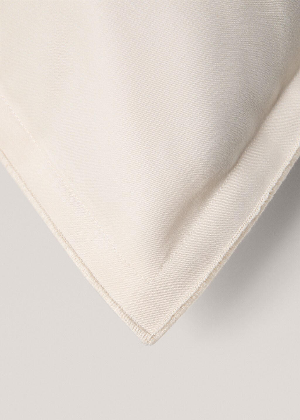 Satin cushion cover 40x60 cm