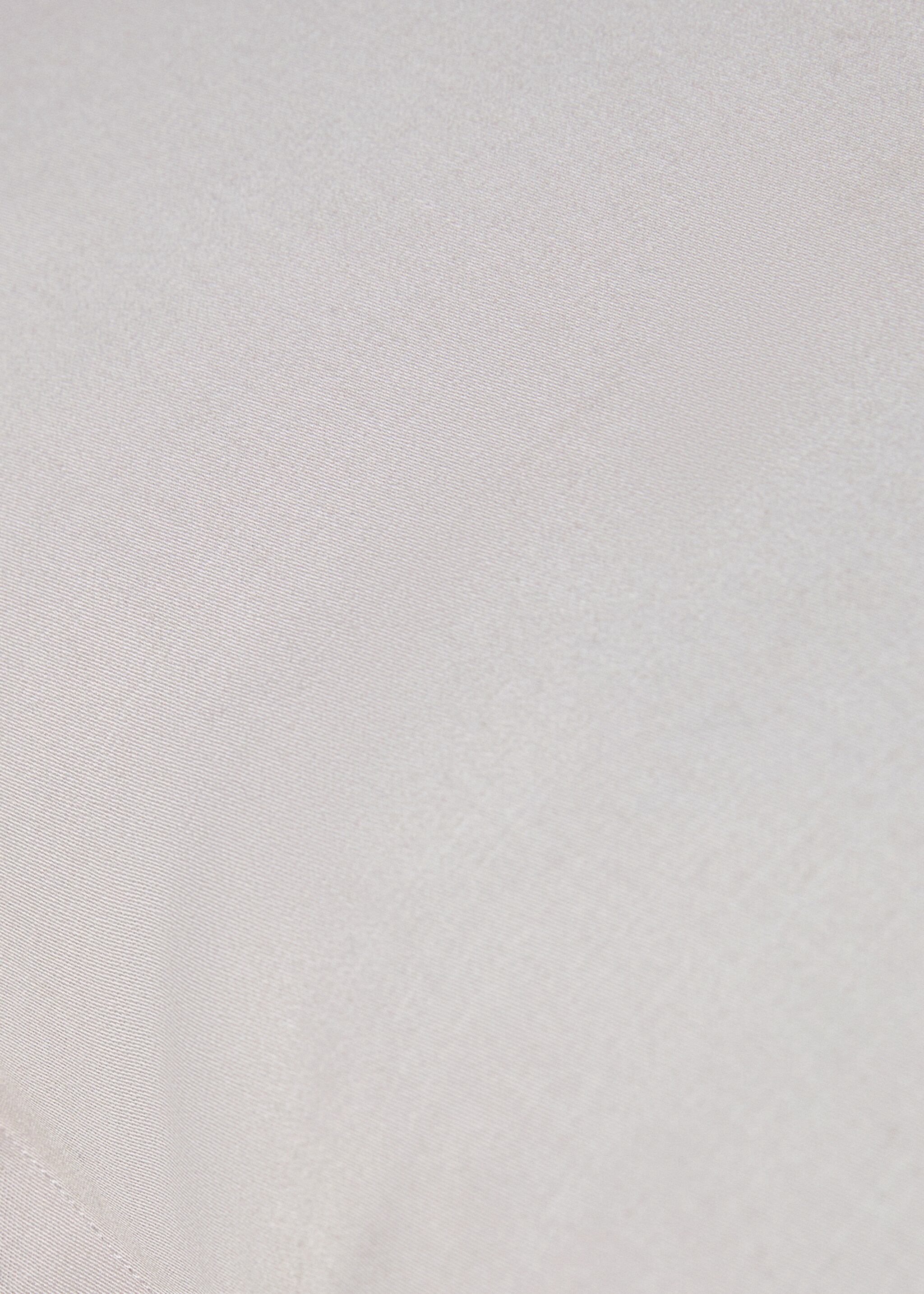 Satin cushion cover 40x60 cm - Details of the article 4, Light/Pastel Grey. Ref: 87082892-00.