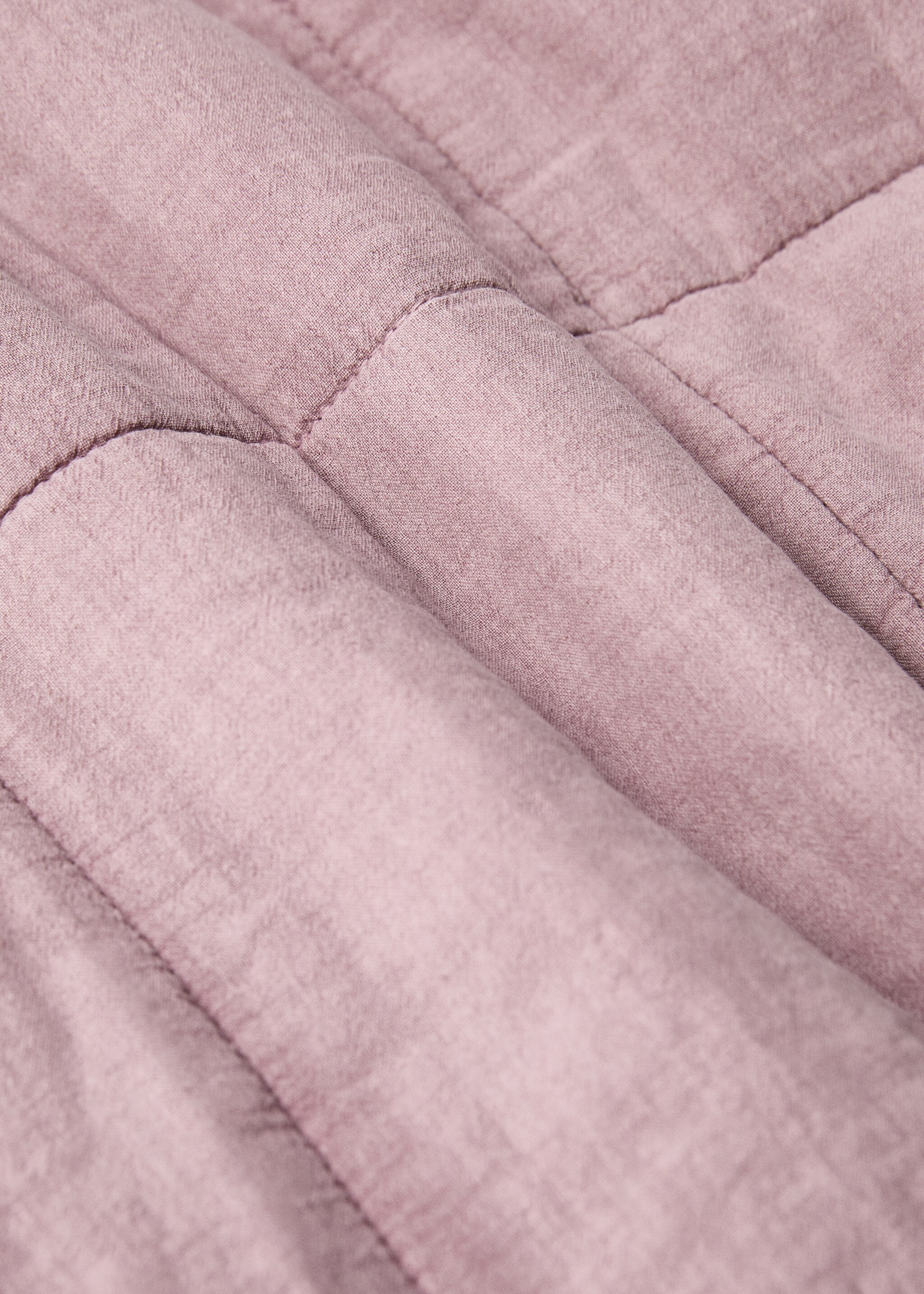 Bavlněná kostkovaná prošívaná deka se sepraným efektem na postel 90/105 cm - Detail zboží 2, Švestka. Ref: 87082909-00.