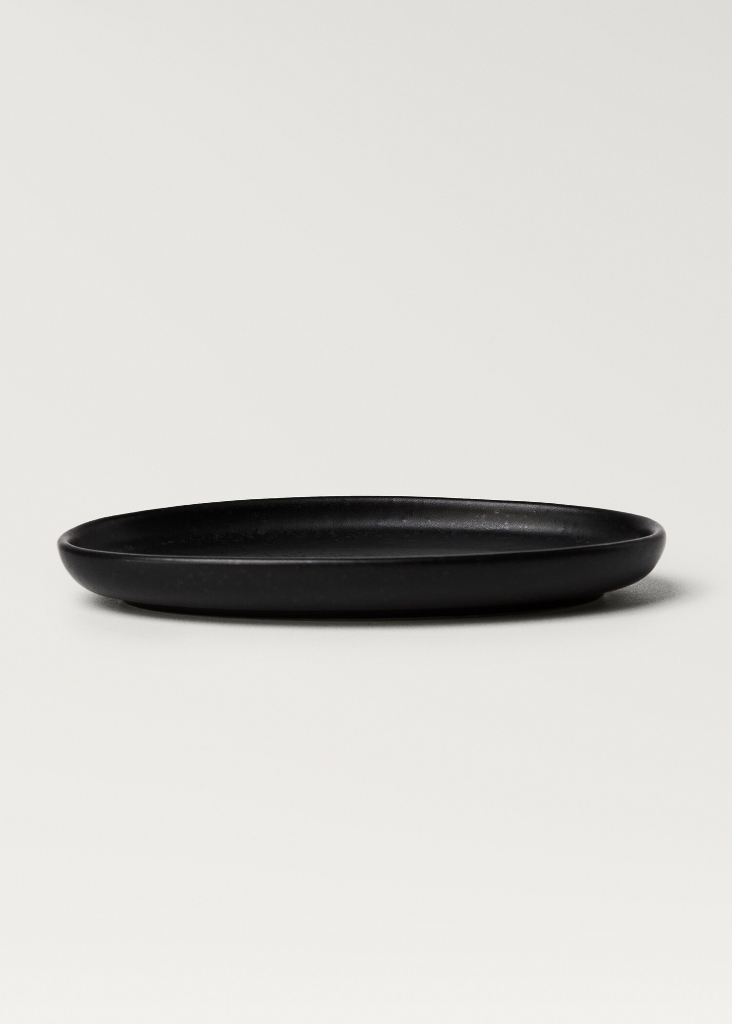 Matte-finish stoneware soap dish - Details of the article 1
