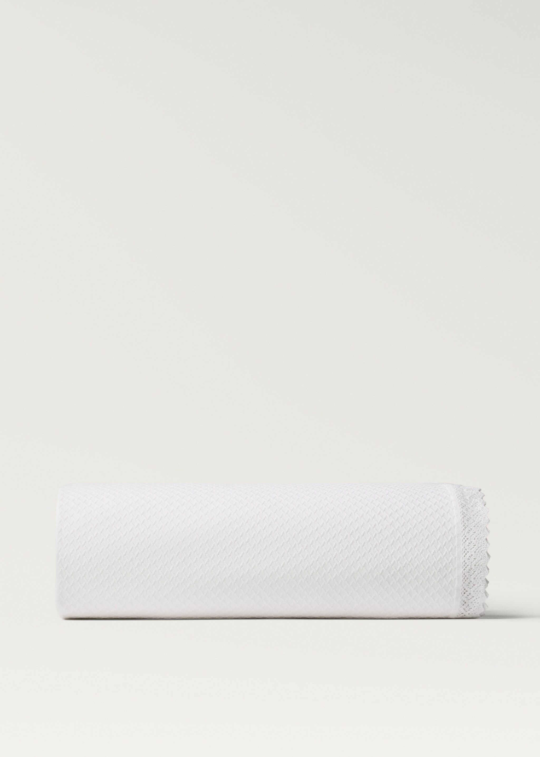 Cotton jacquard bedspread with lace trim for 130/150 cm bed - Article without model