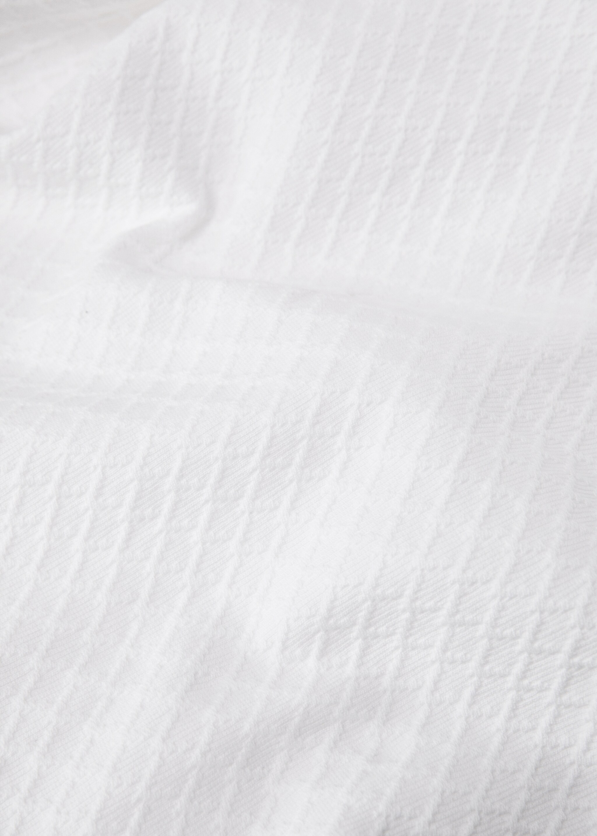 Cotton jacquard bedspread with lace trim for 130/150 cm bed - Details of the article 2