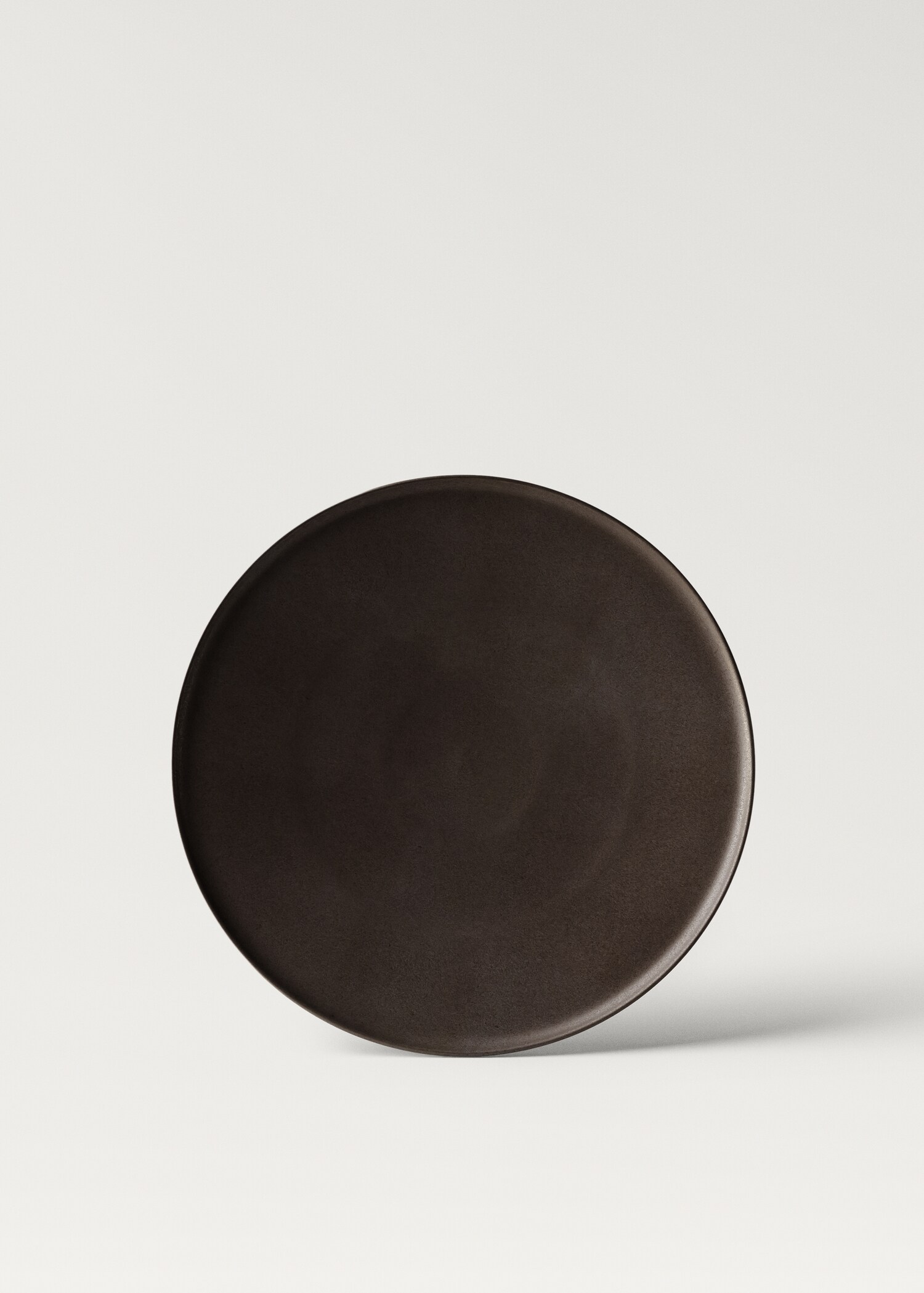 Assiette plate en terre cuite mate - Article sans modèle