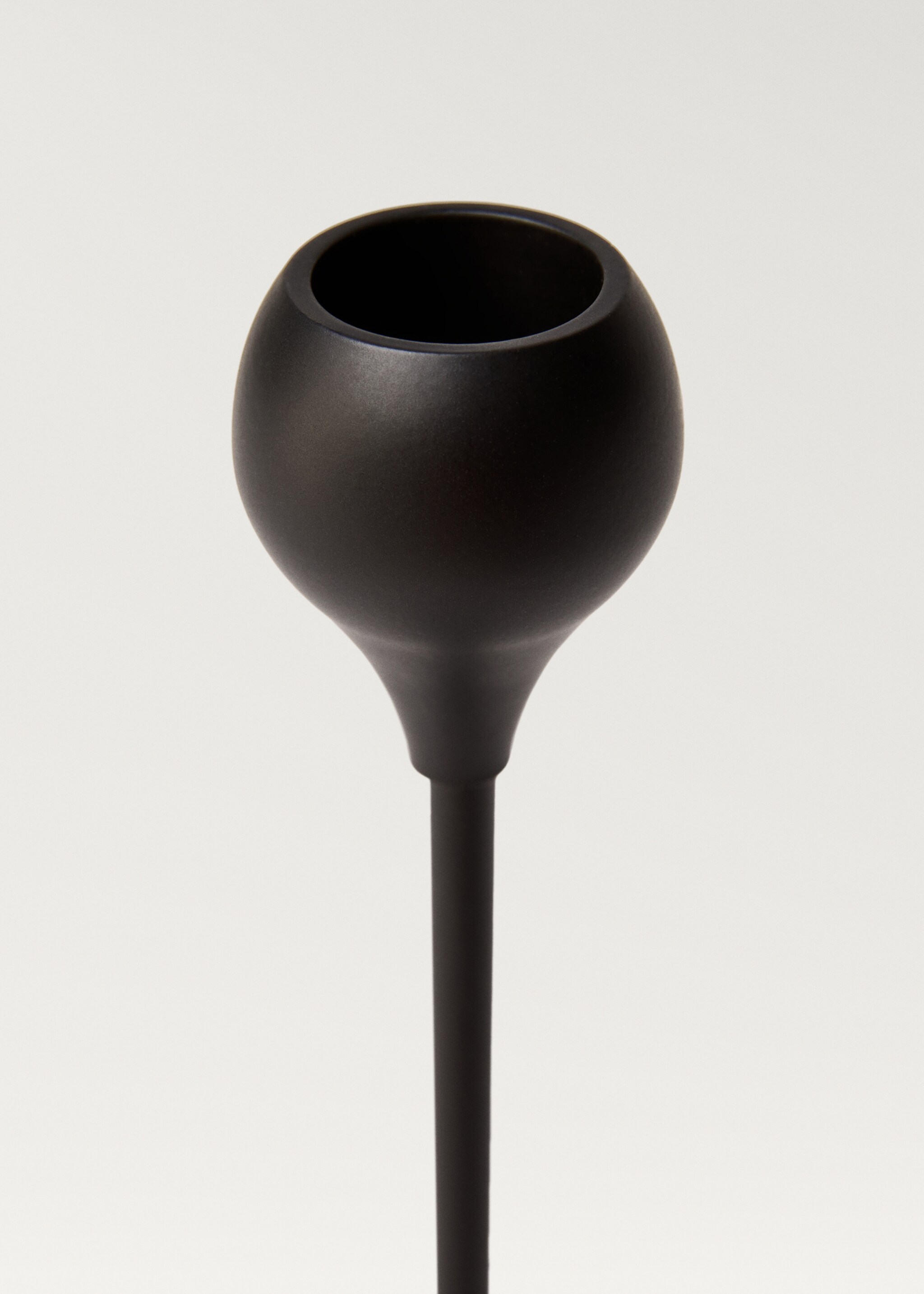 Candelabro de metal pequeno - Pormenor do artigo 1
