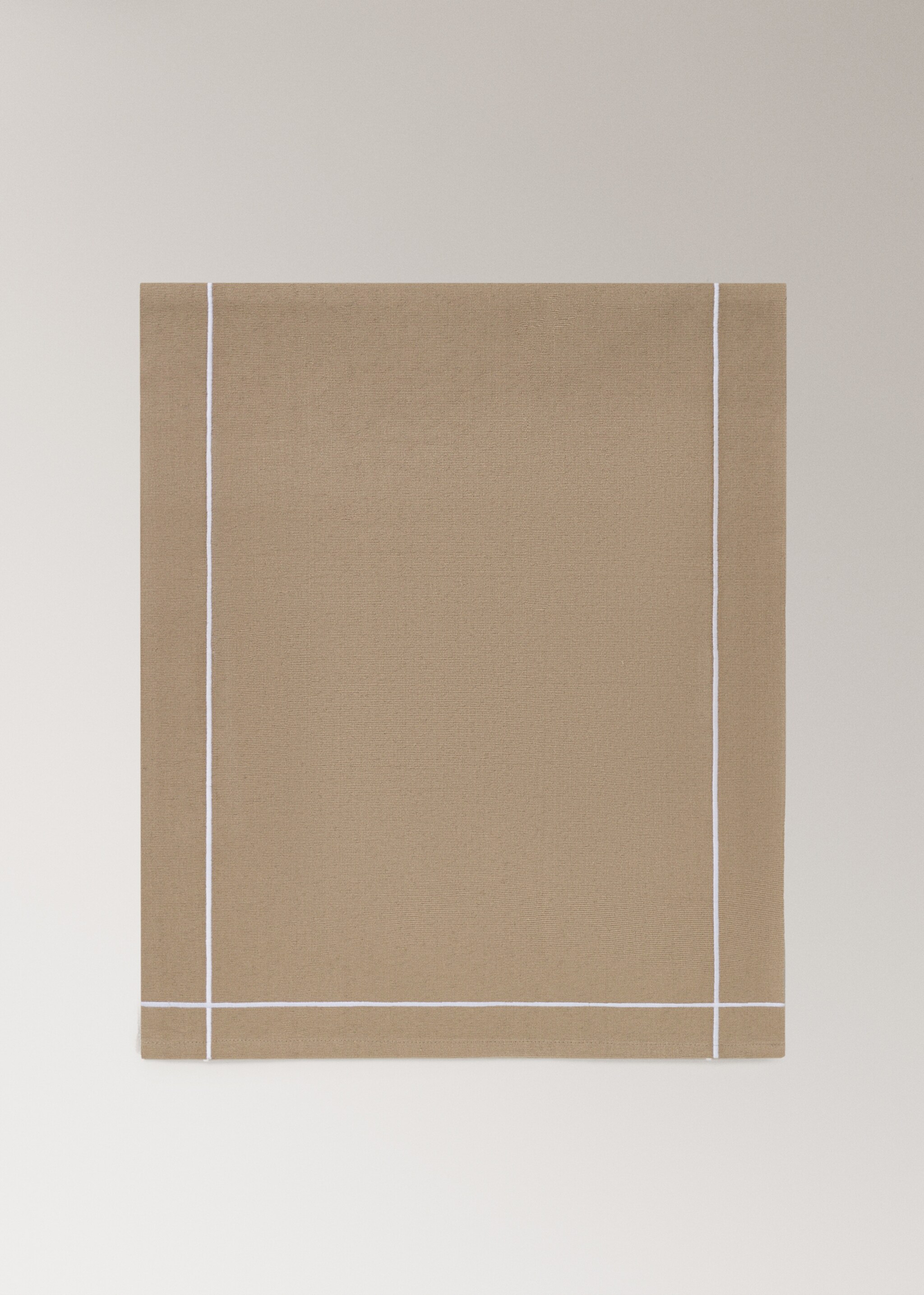Cotton embroidered table runner with scalloped detail - Article without model