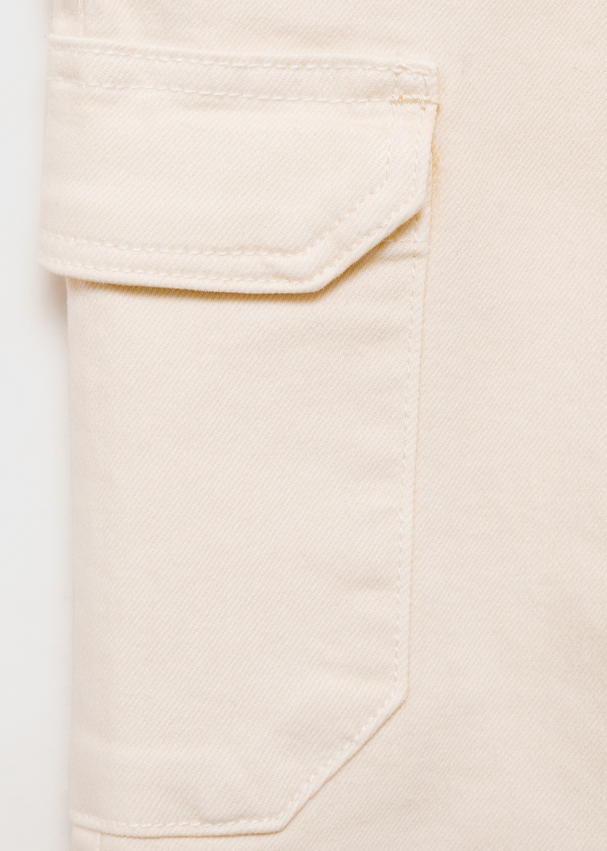 Flared cargo jeans - Details of the article 8
