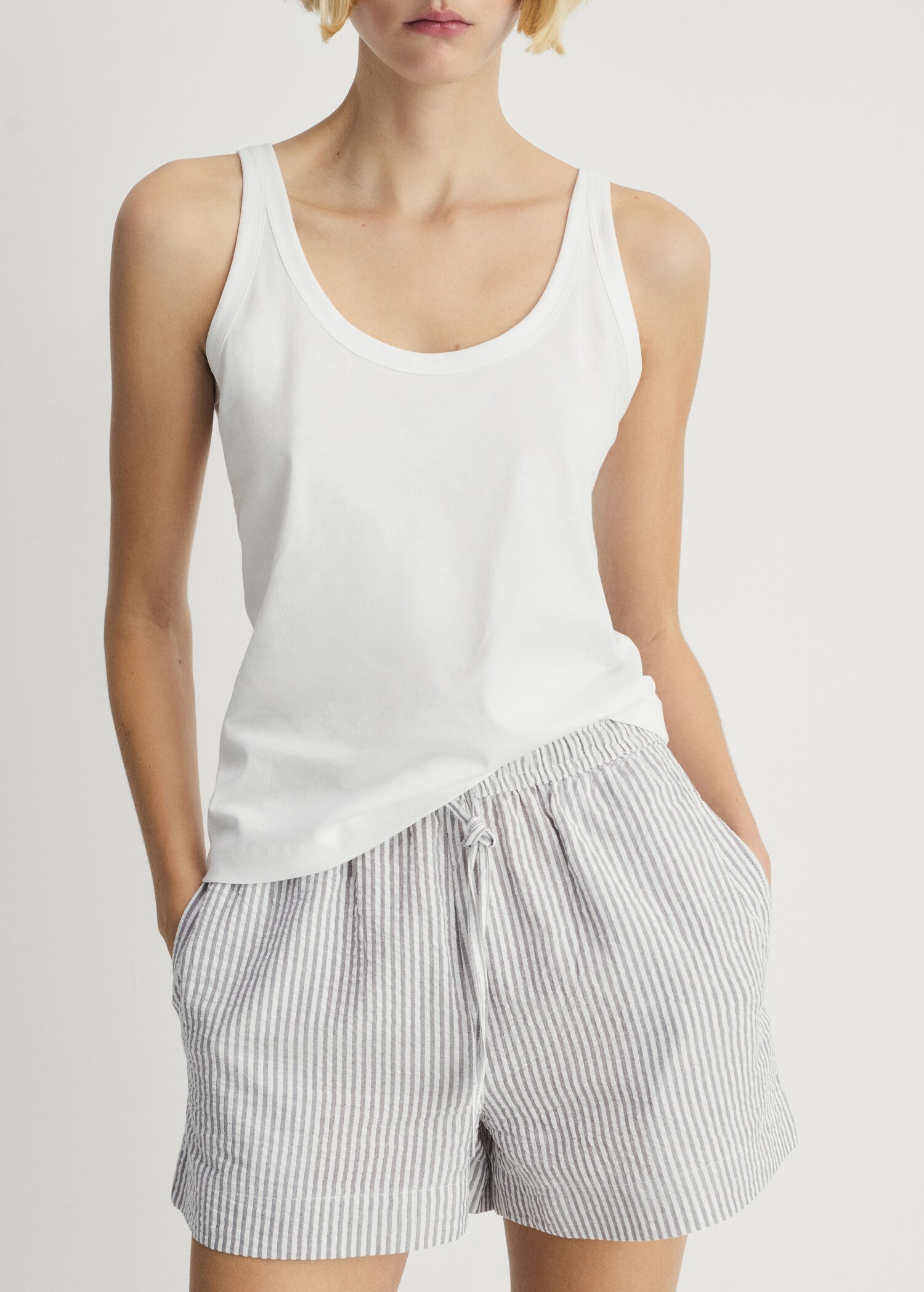 Striped two-piece pajamas - Medium plane