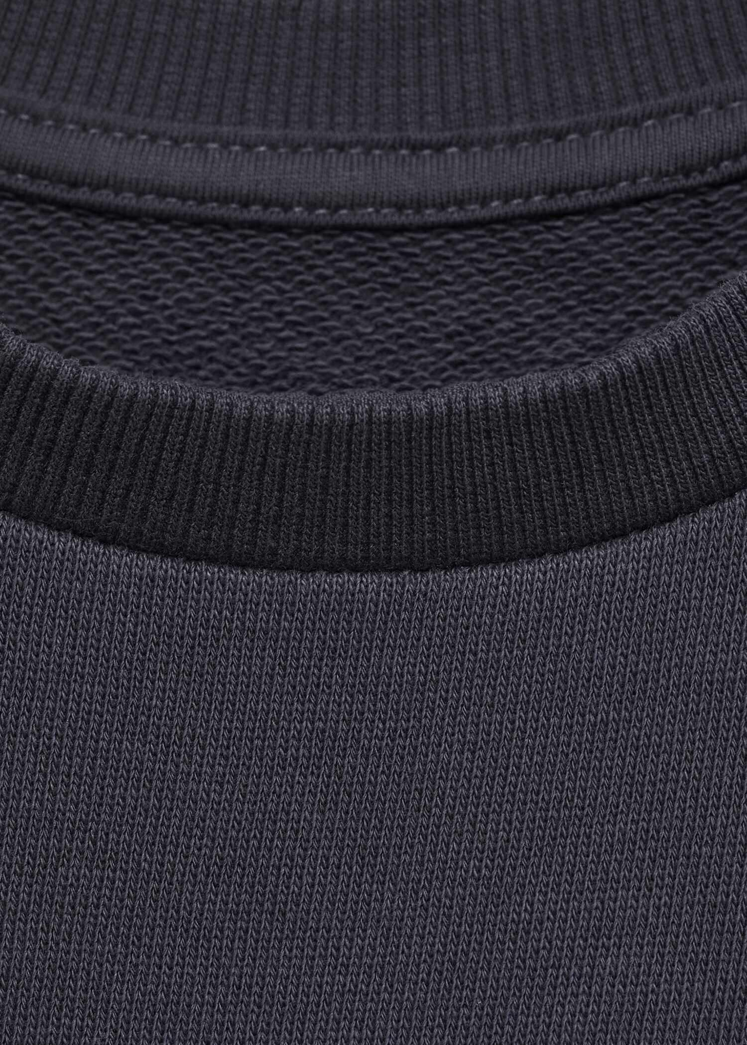 Sweatshirt i bomull med ficka - Detaljer om artikeln 8