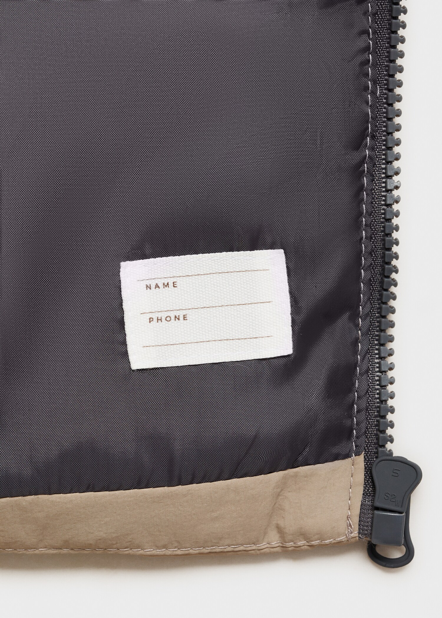 Quilted gilet - Details of the article 0
