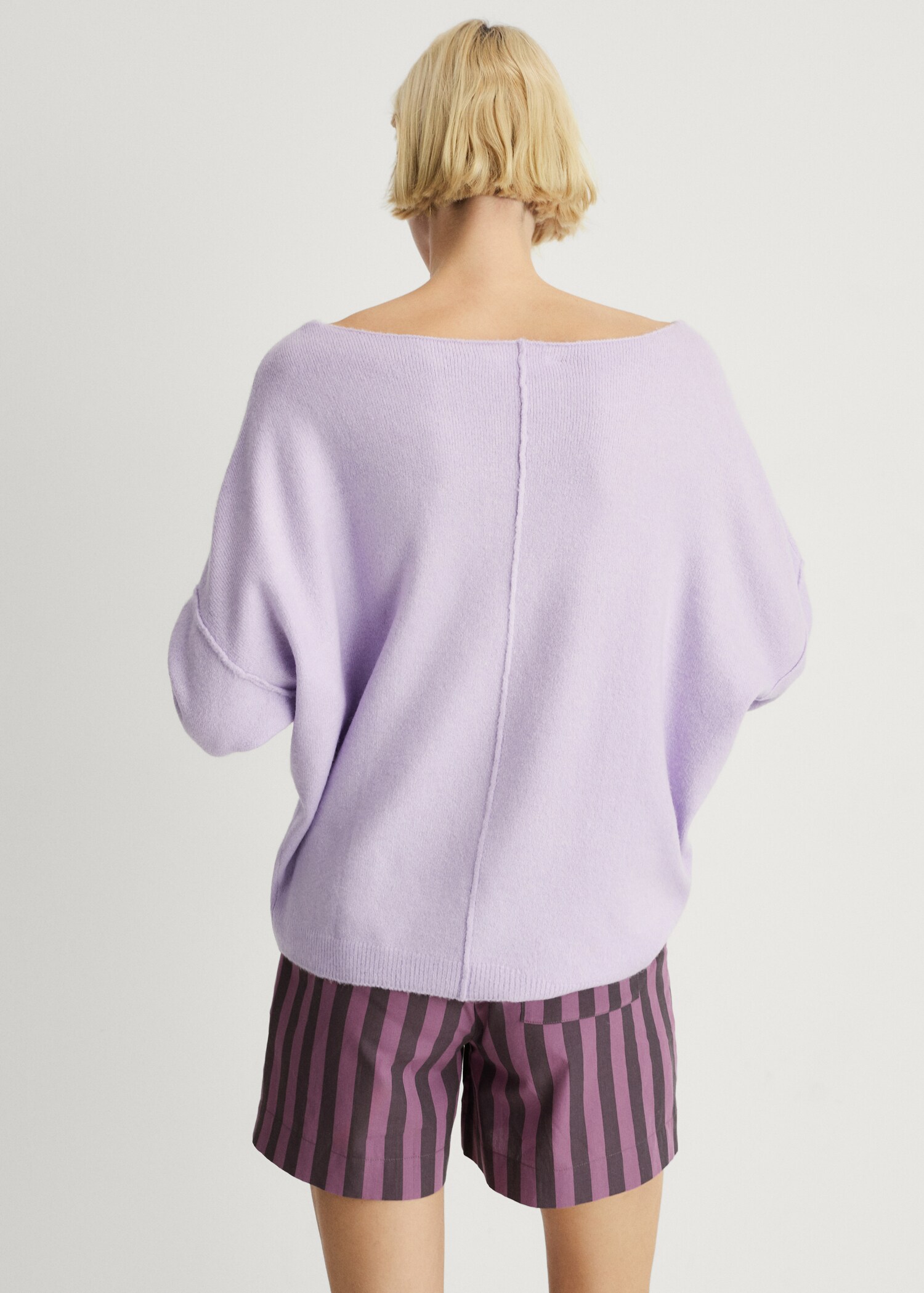 Oversize knit sweater - Reverse of the article