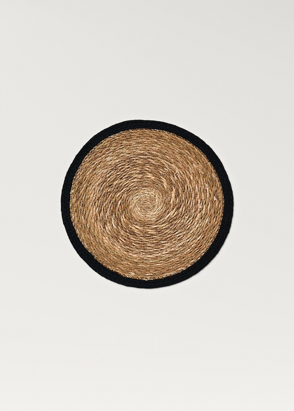 Natural fiber braided placemat