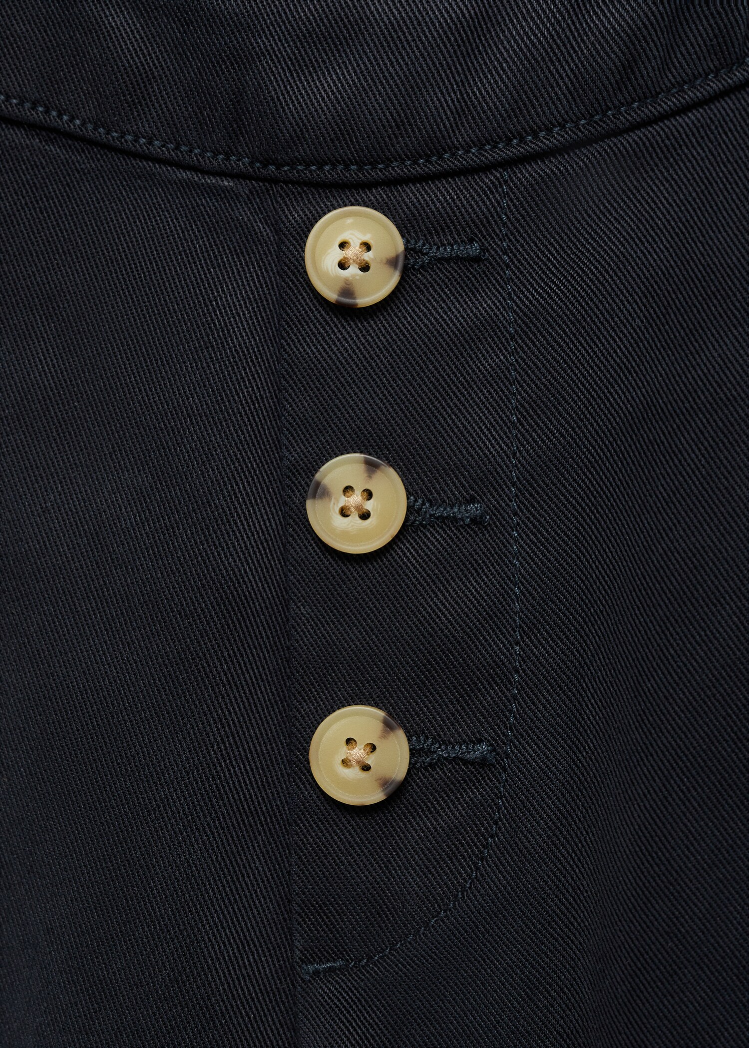 Culotte-Hose mit Knöpfen - Detail des Artikels 8