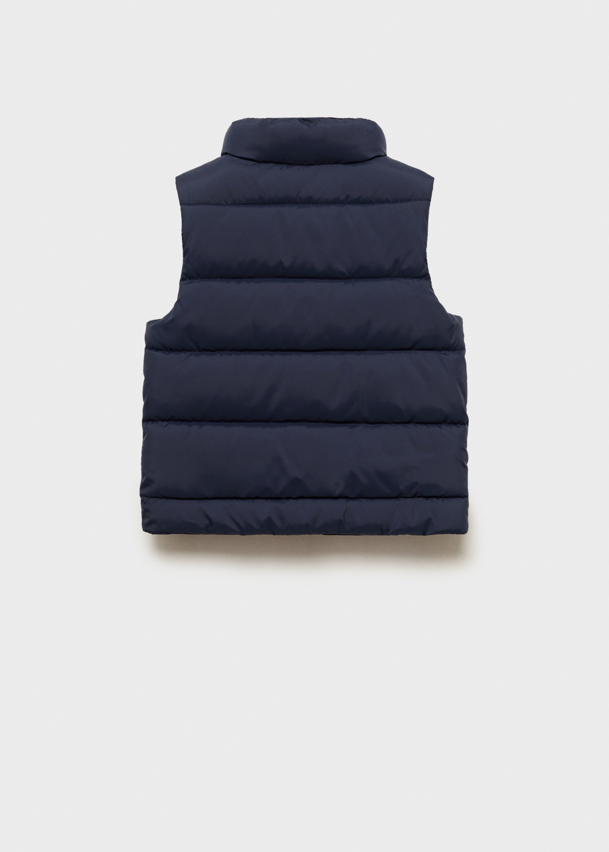 Quilted gilet with pockets - Reverse of the article