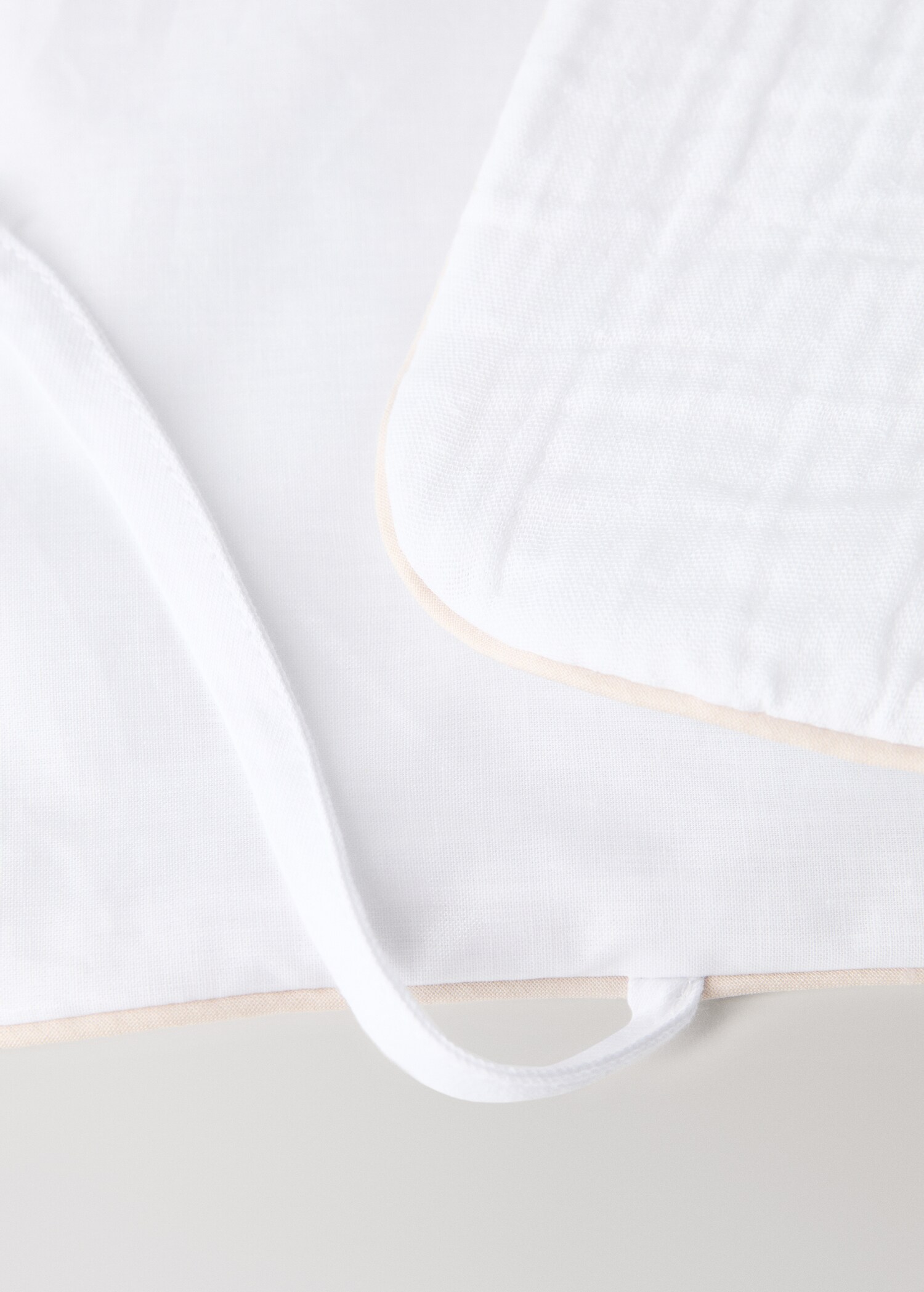 Portable chiffon baby changing mat - Details of the article 2